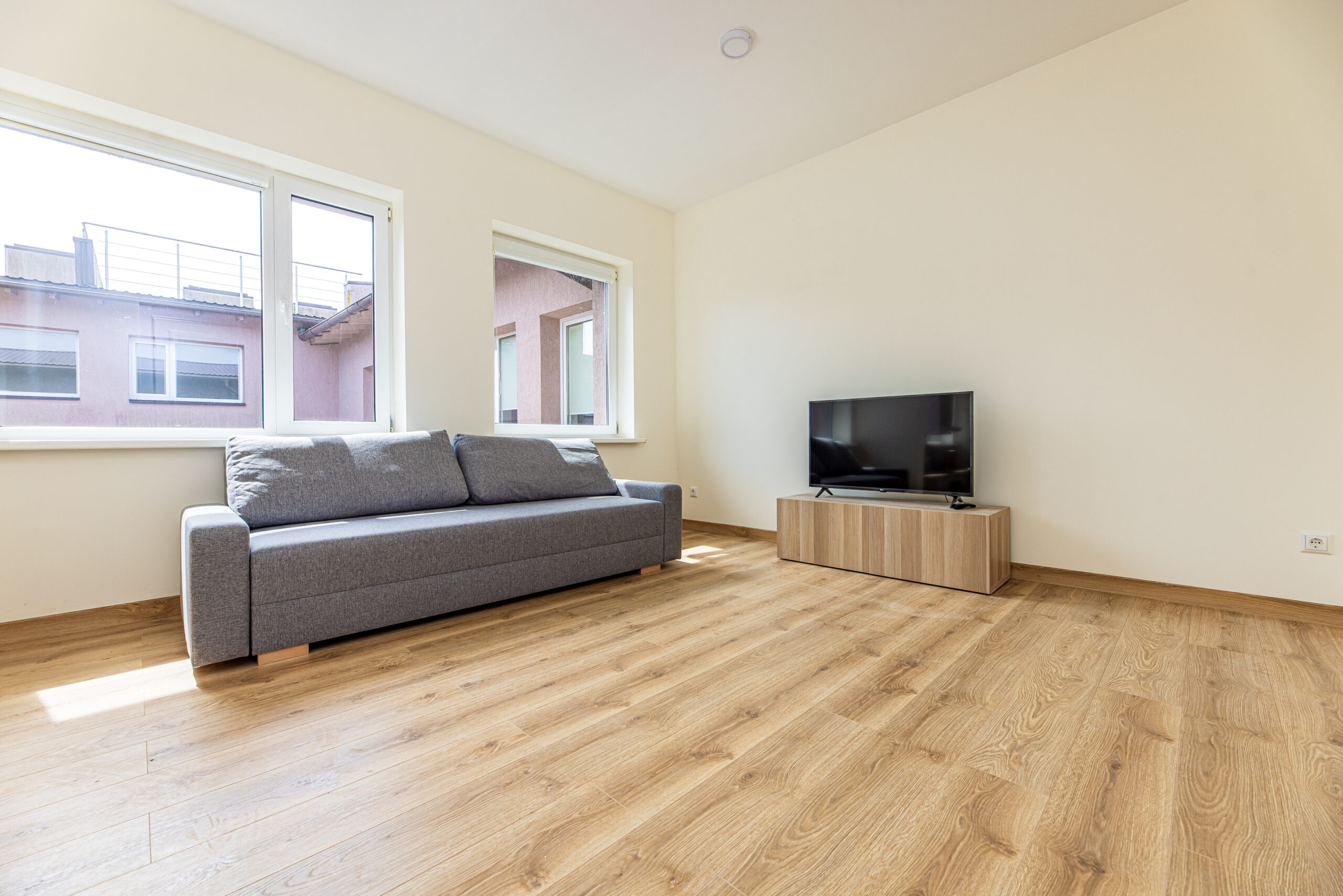 Parduodamas 2 kambarių butas Šventojoje