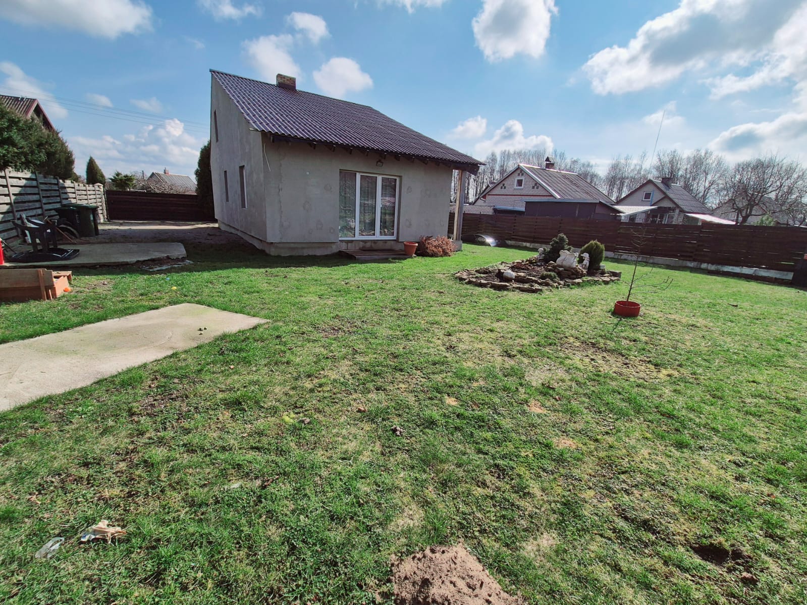 Parduodamas sodo namas