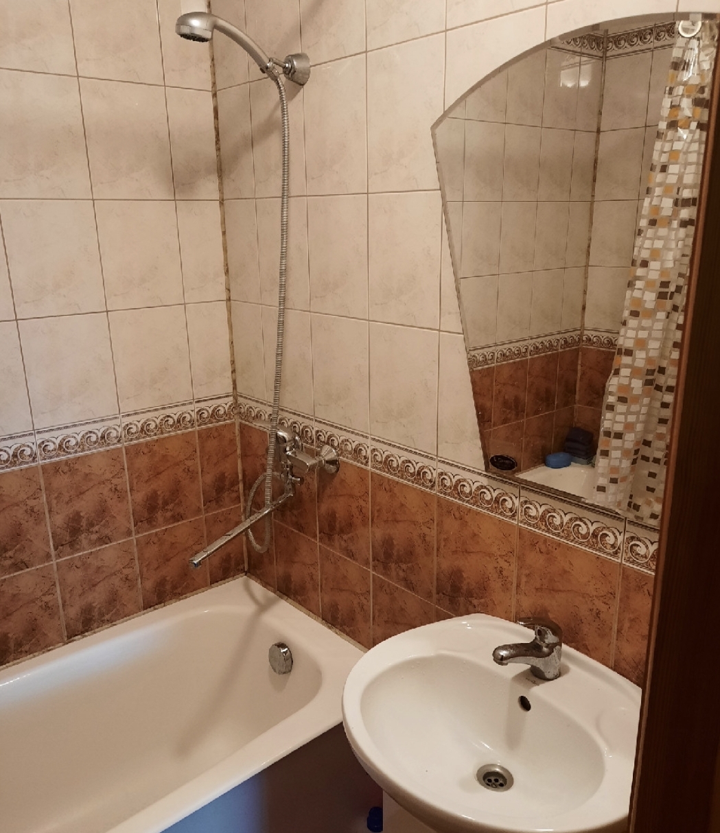 Parduodamas 3 kambarių butas