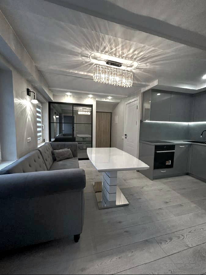 Parduodamas puikus 2 kambarių butas, Klaipėdos senamiestyje!