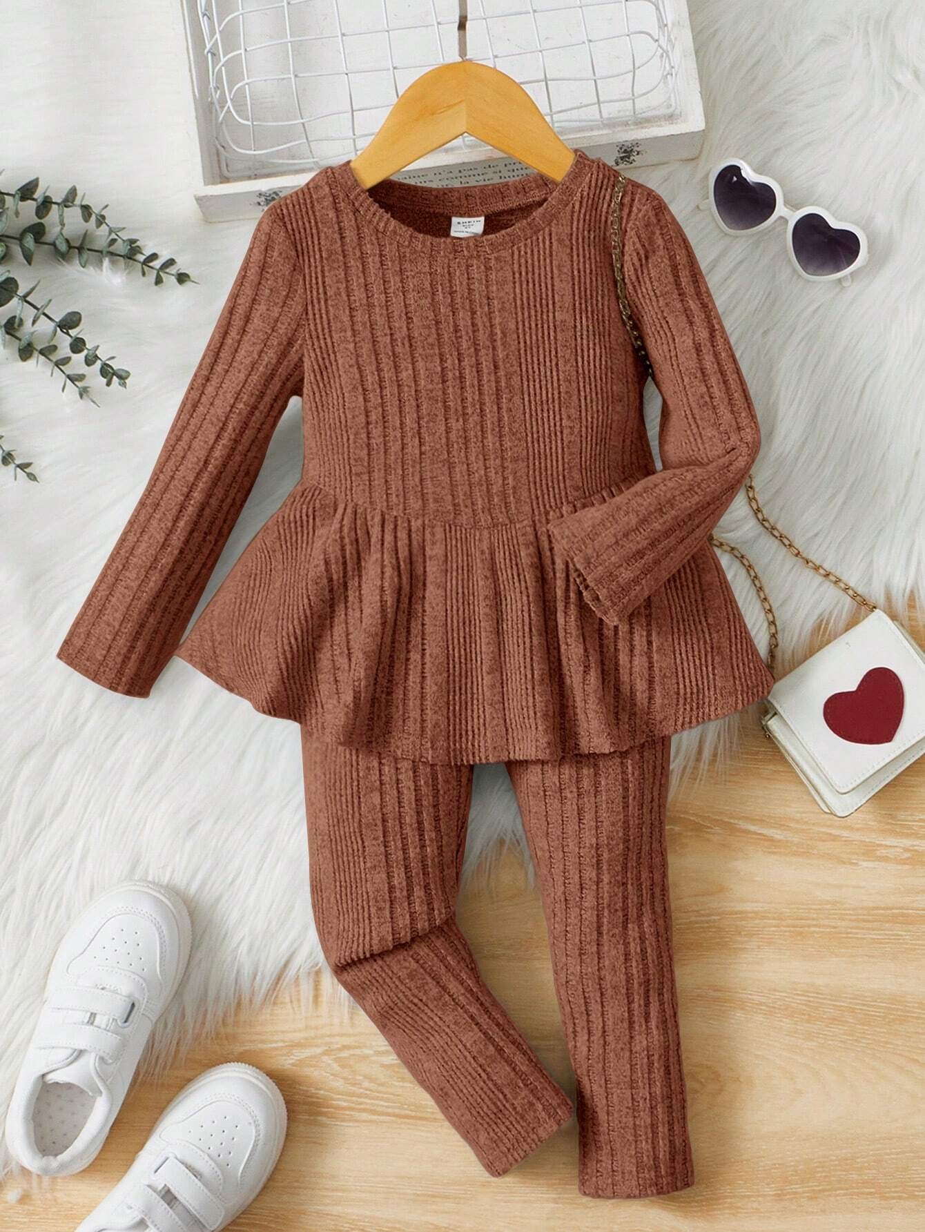 Megzto audinio kostiumėlis