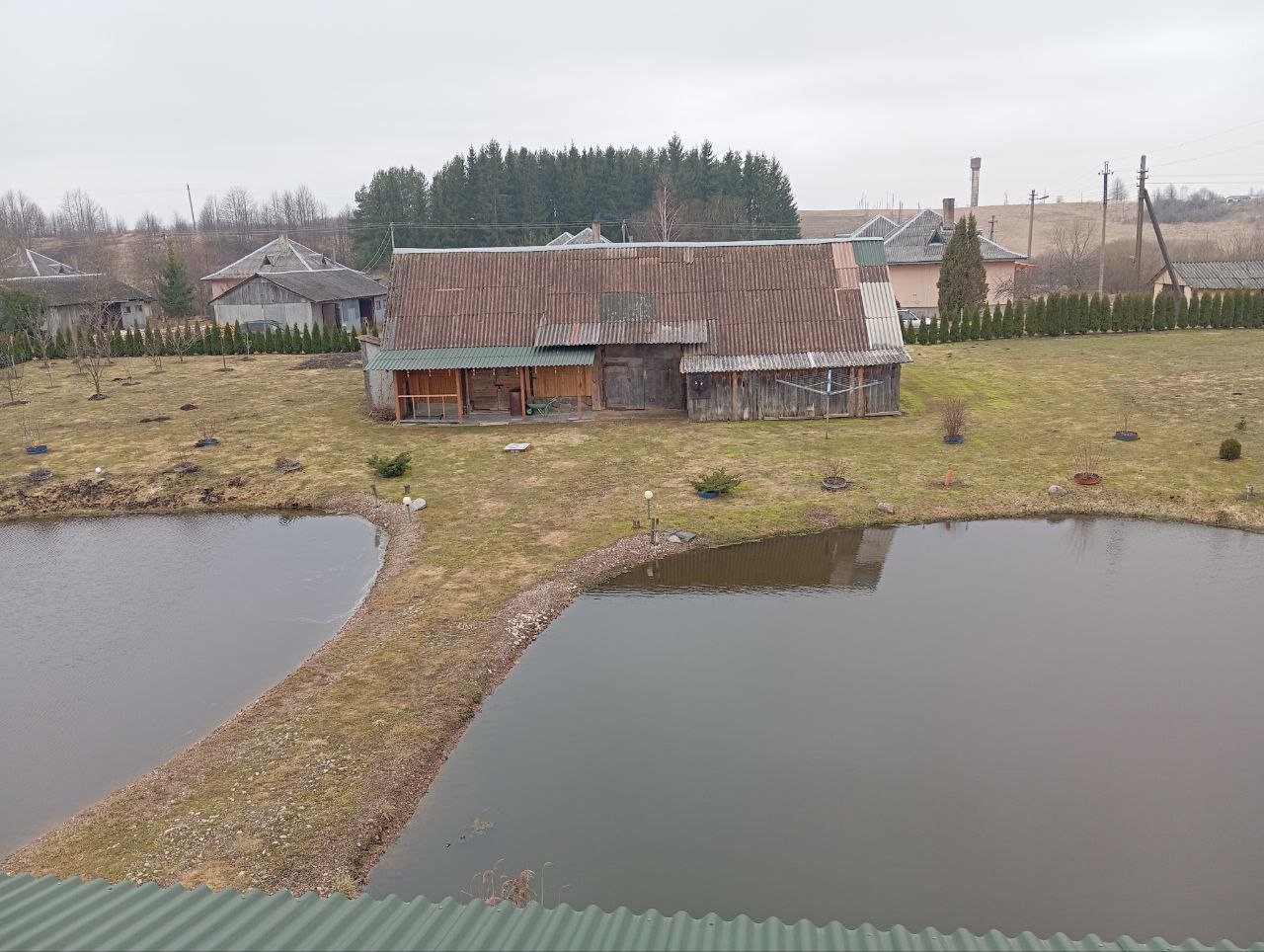 RENOVUOTA SODYBA SU TVENKINIAIS, PIRTIMI, IGNALINOS R.