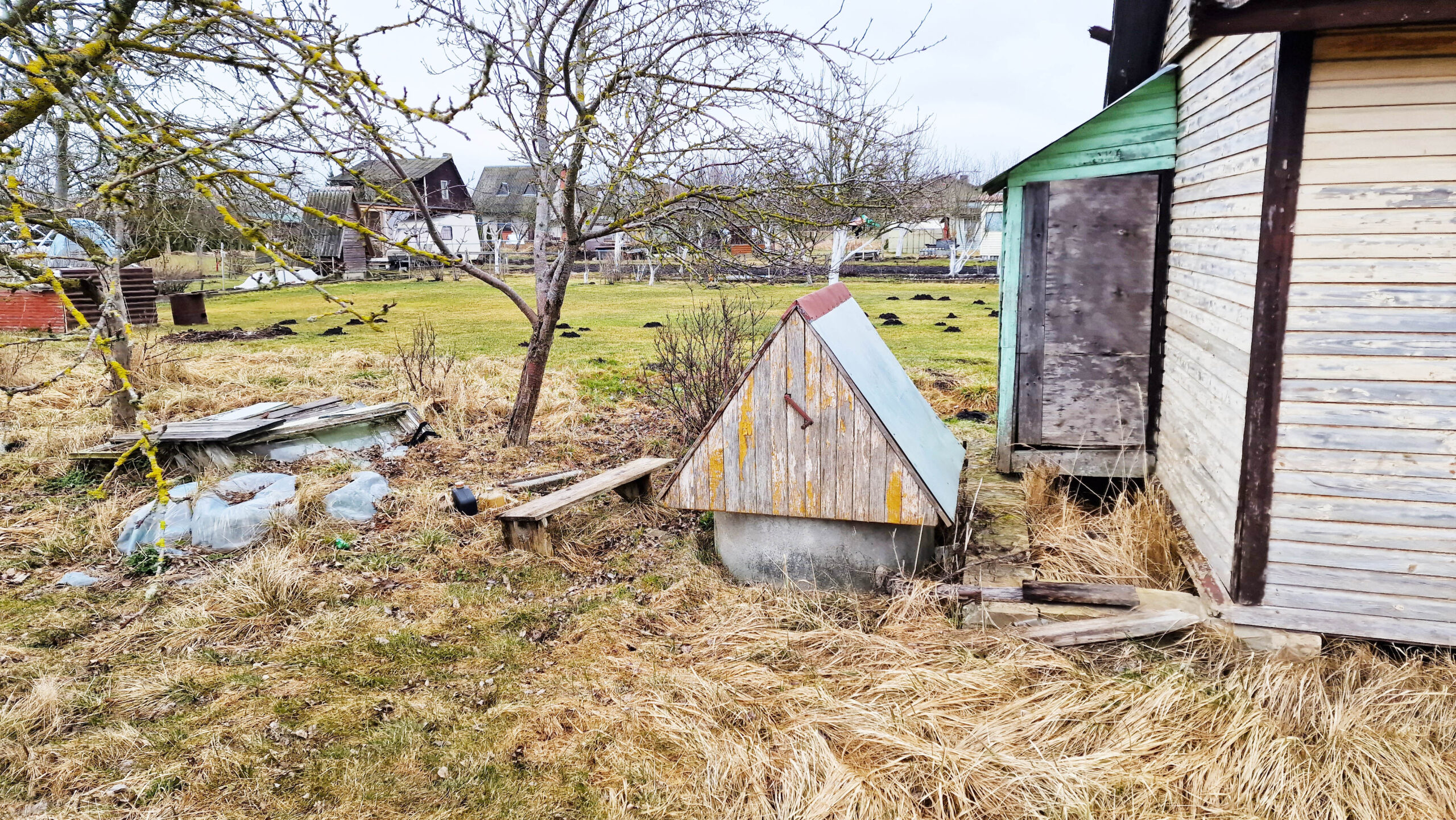 Parduodamas 6 arų sodas su mediniu namuku Panevėžio raj., Janališkių k. Pušų al.