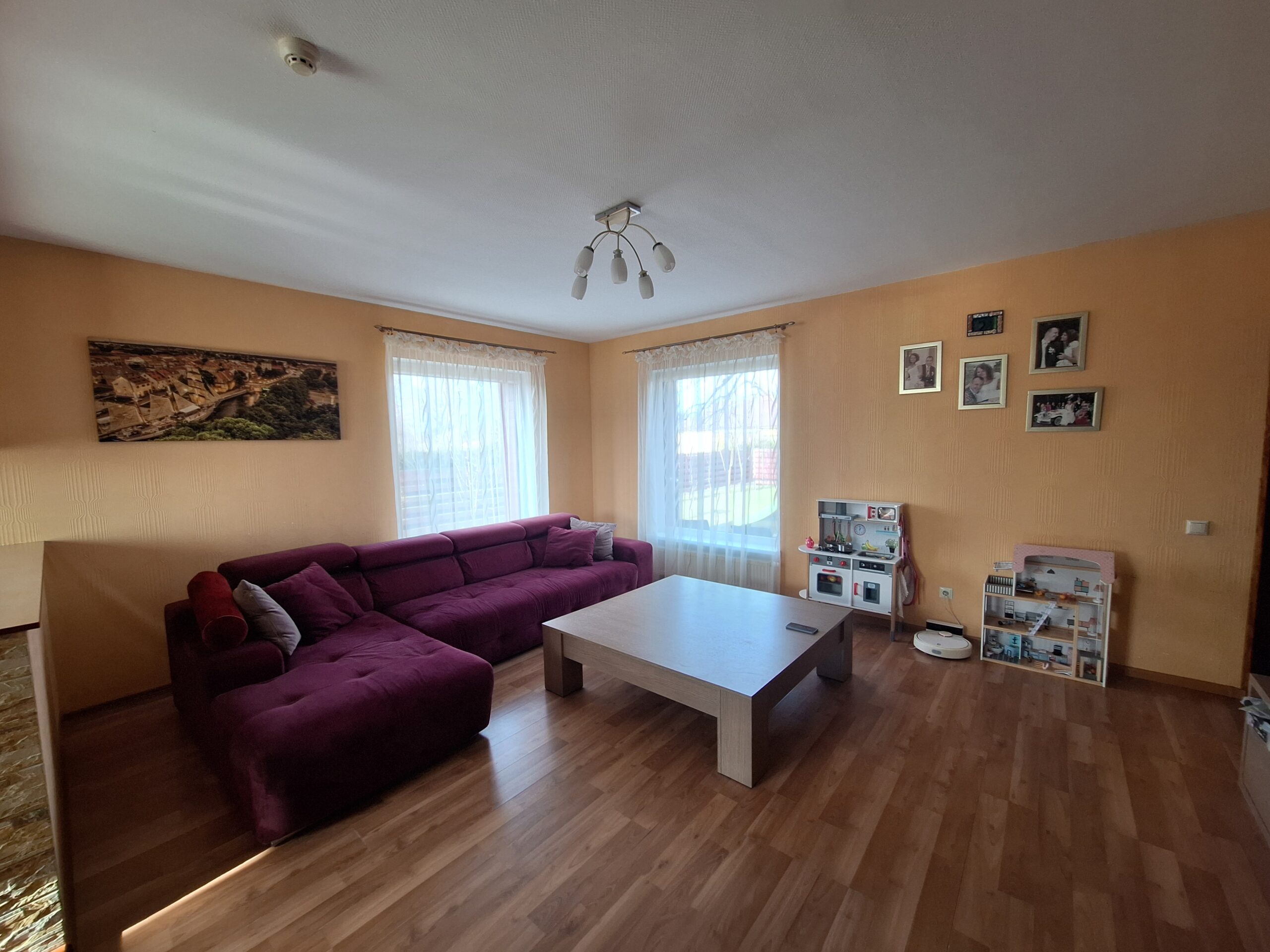 Parduodamas namas Dercekliuose.