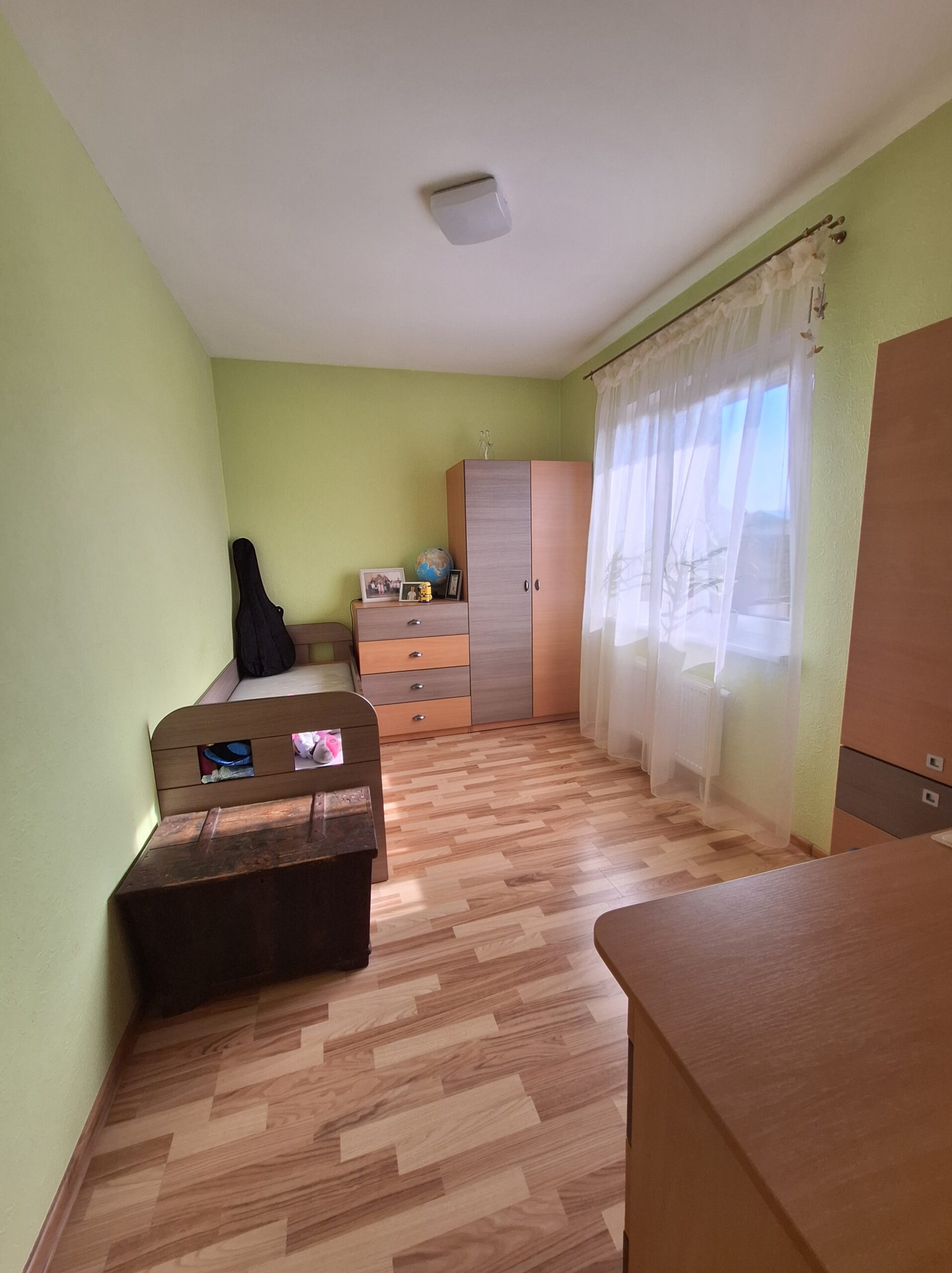 Parduodamas namas Dercekliuose.