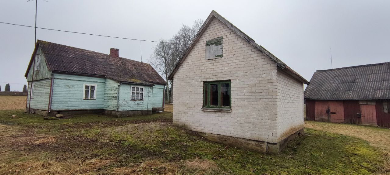 Parduodamas namas. Skuodo rajone.