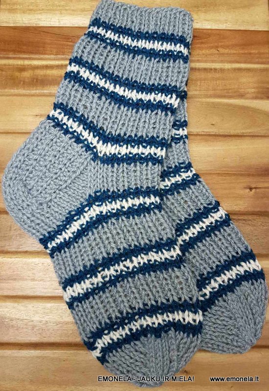 MEGZTOS KOJINĖS, tinka platesnei pėdai, 42-46 d.