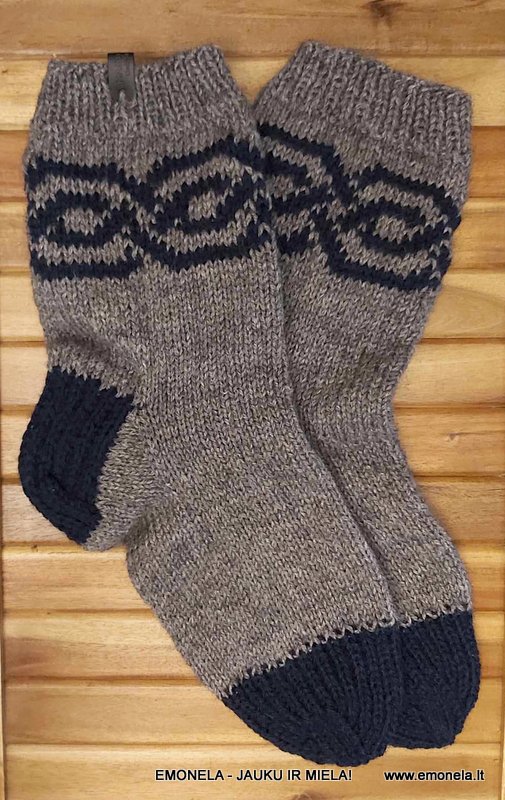 MEGZTOS KOJINĖS „Grandinėlė” Dydis: 47-49+