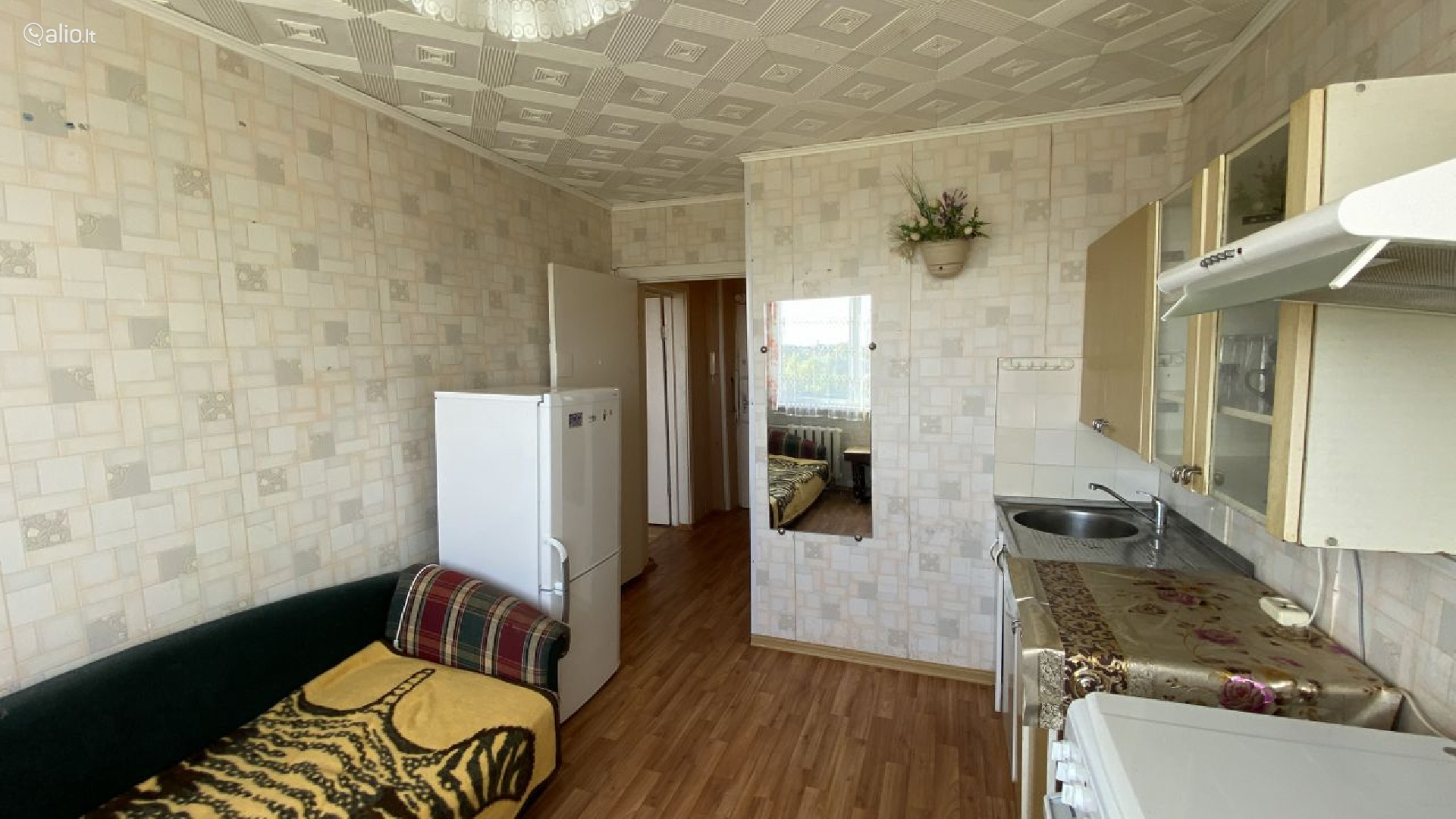 PARDUODAMAS 1 KAMBARIO BUTAS ŠALIA NEVĖŽIO UPĖS, KĖDAINIUOSE