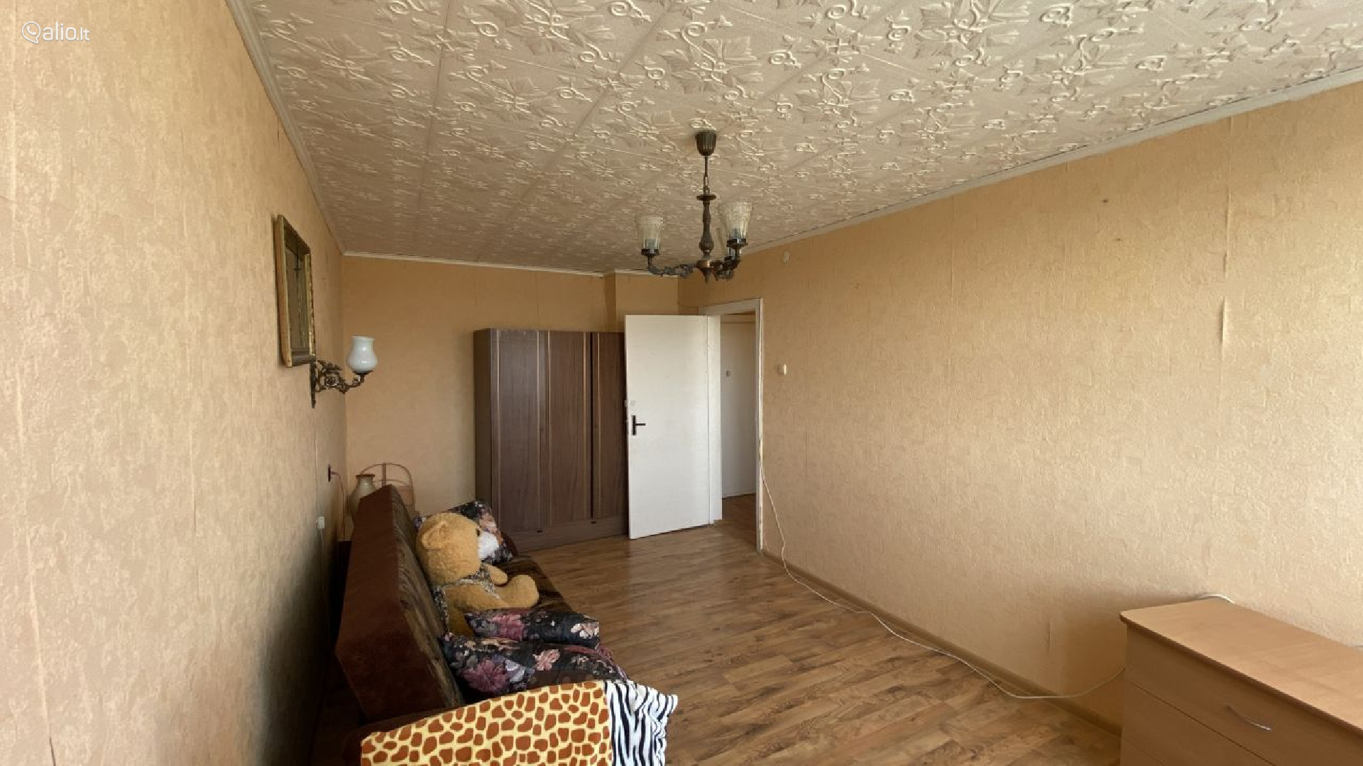 PARDUODAMAS 1 KAMBARIO BUTAS ŠALIA NEVĖŽIO UPĖS, KĖDAINIUOSE