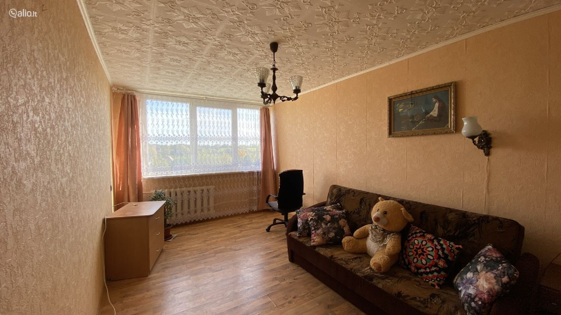 PARDUODAMAS 1 KAMBARIO BUTAS ŠALIA NEVĖŽIO UPĖS, KĖDAINIUOSE