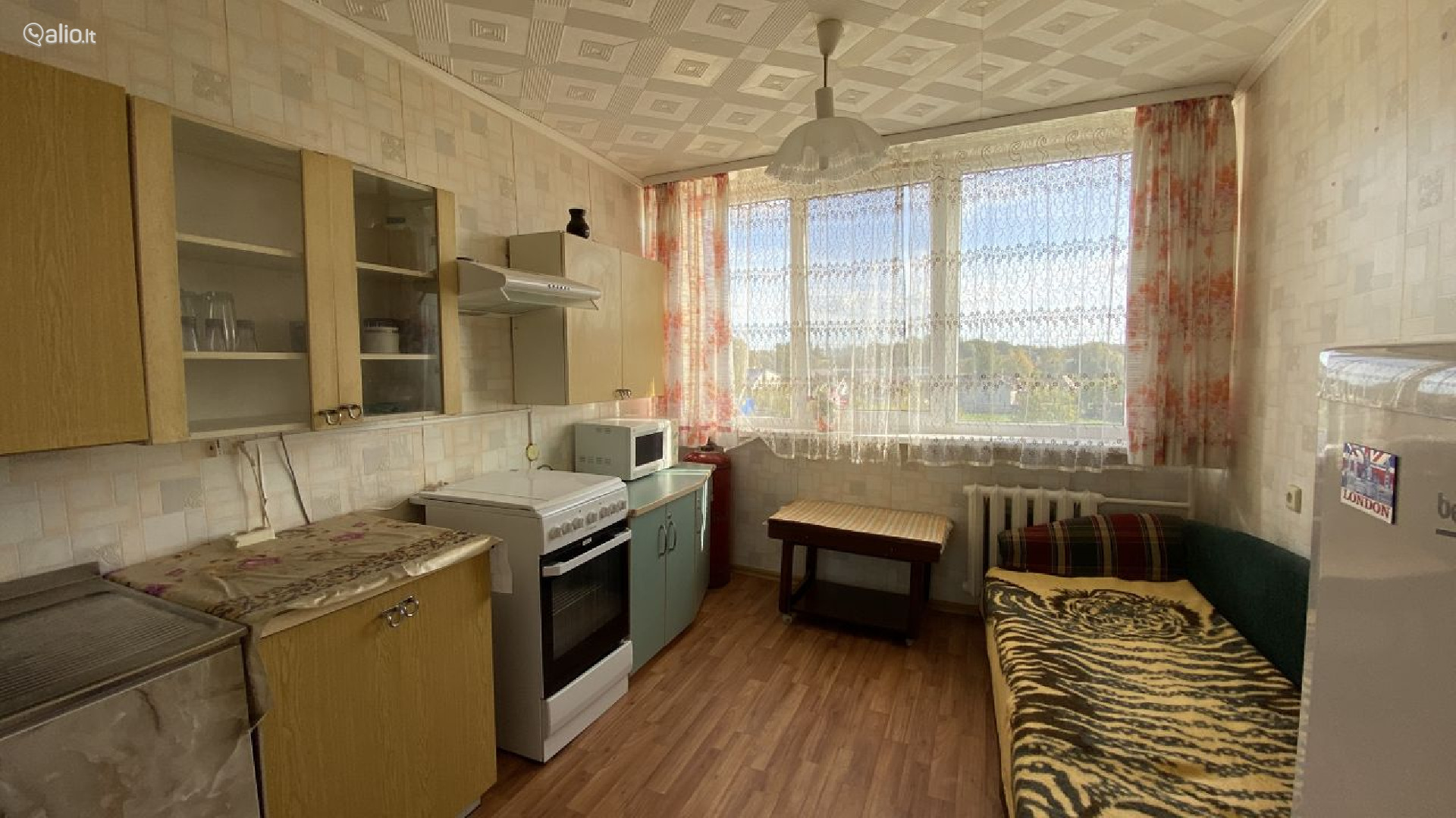 PARDUODAMAS 1 KAMBARIO BUTAS ŠALIA NEVĖŽIO UPĖS, KĖDAINIUOSE