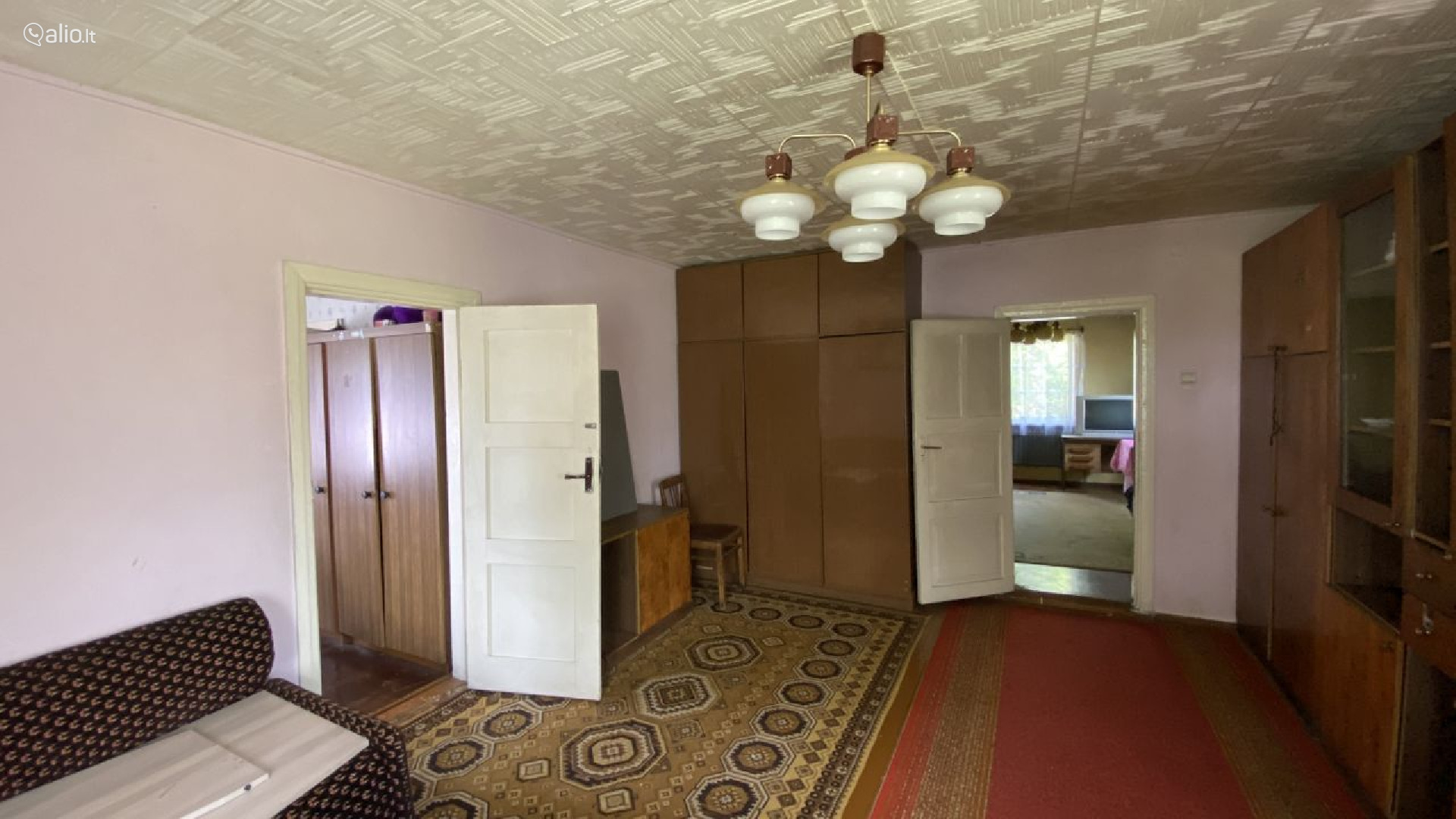 PARDUODAMA SODYBA, LAZDIJUOSE