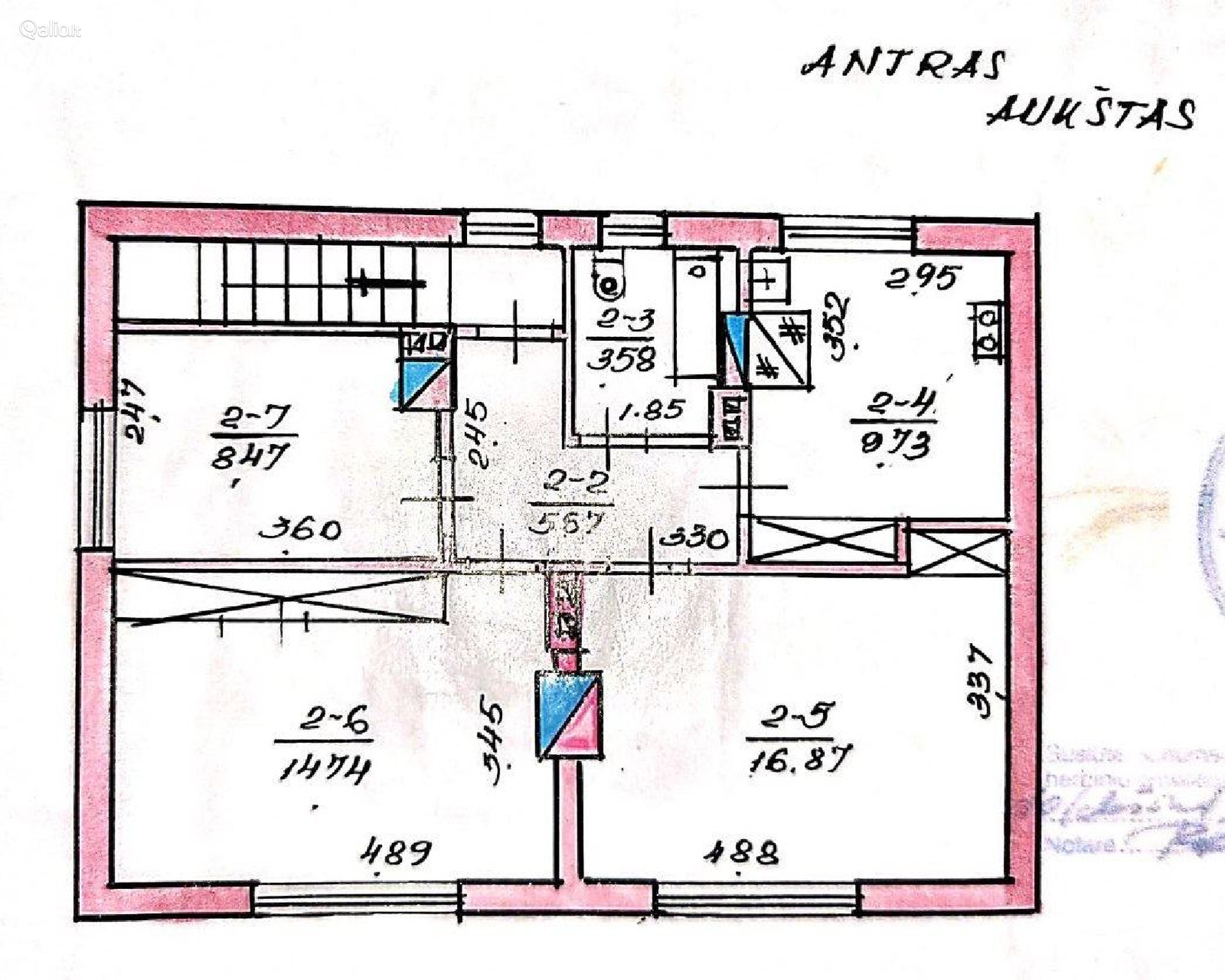 3 KAMBARIŲ BUTAS SU SKLYPU, PANEVĖŽIO R., RAMYGALA