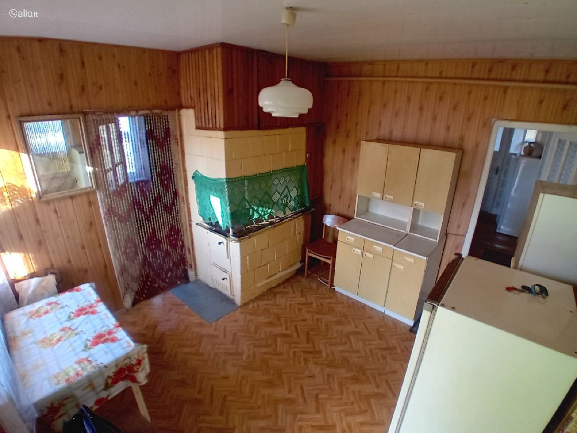 ĮRENGTAS NAMAS RADVILIŠKIO R., SKĖMIŲ K. SU 30 A ŽEMĖS