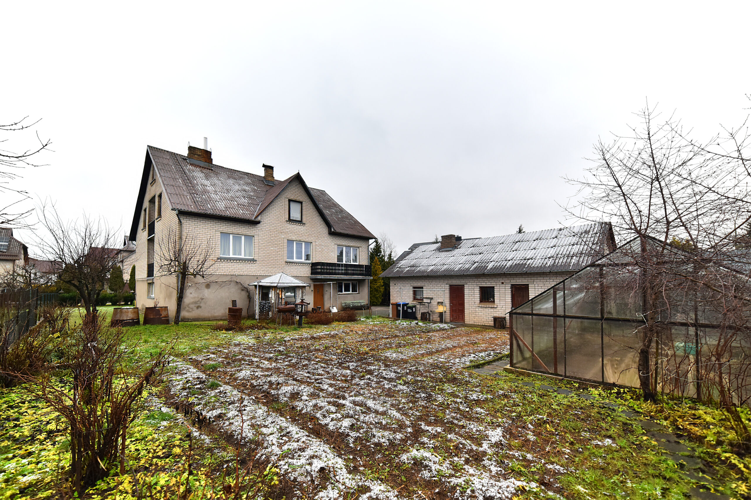 Parduodamas namas, Telšiuose.