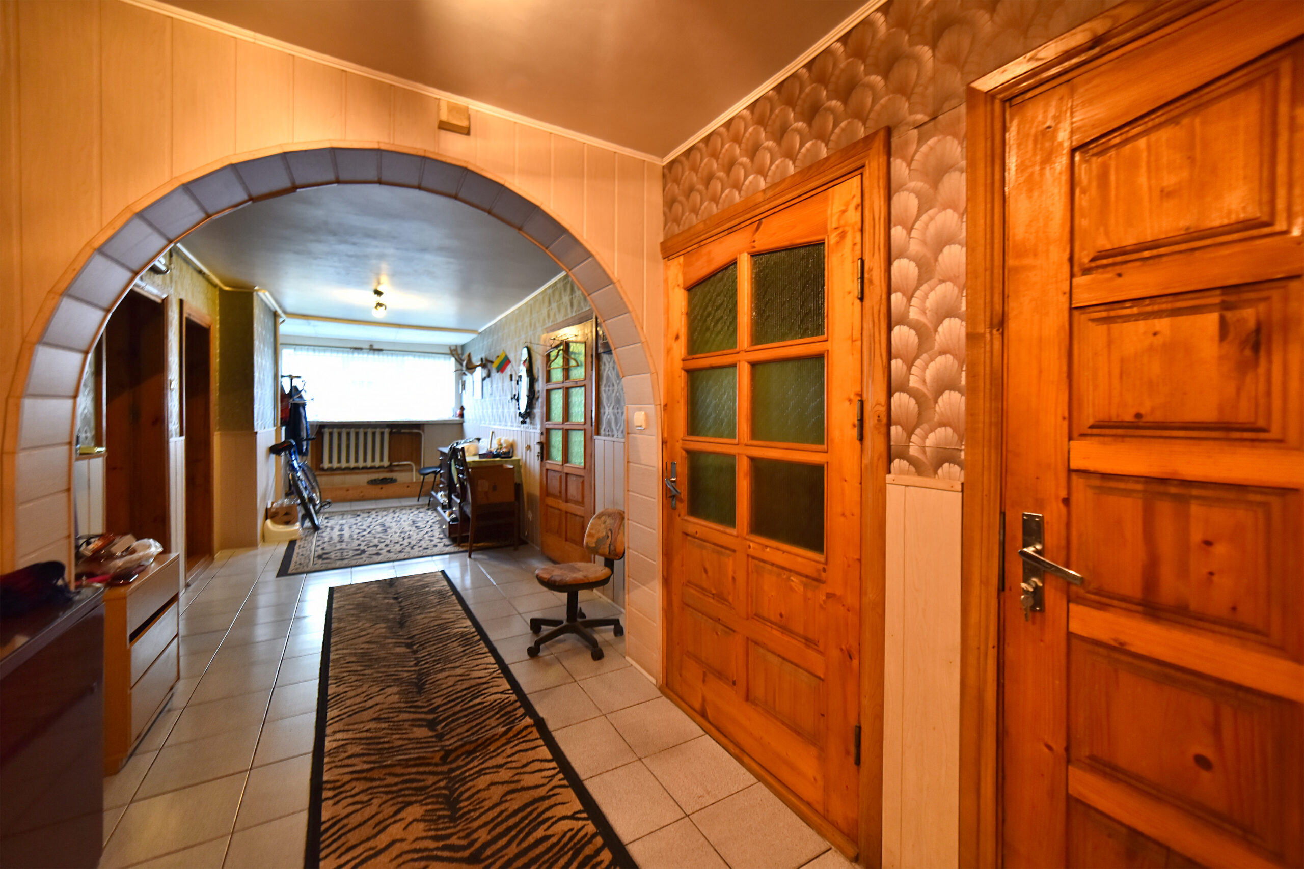 Parduodamas namas, Telšiuose.