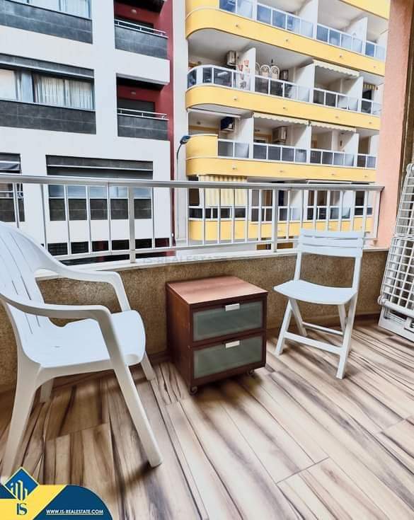 Parduodama renovuota studija Ispanijoje, Alicante provincijoje, Torrevieja mieste