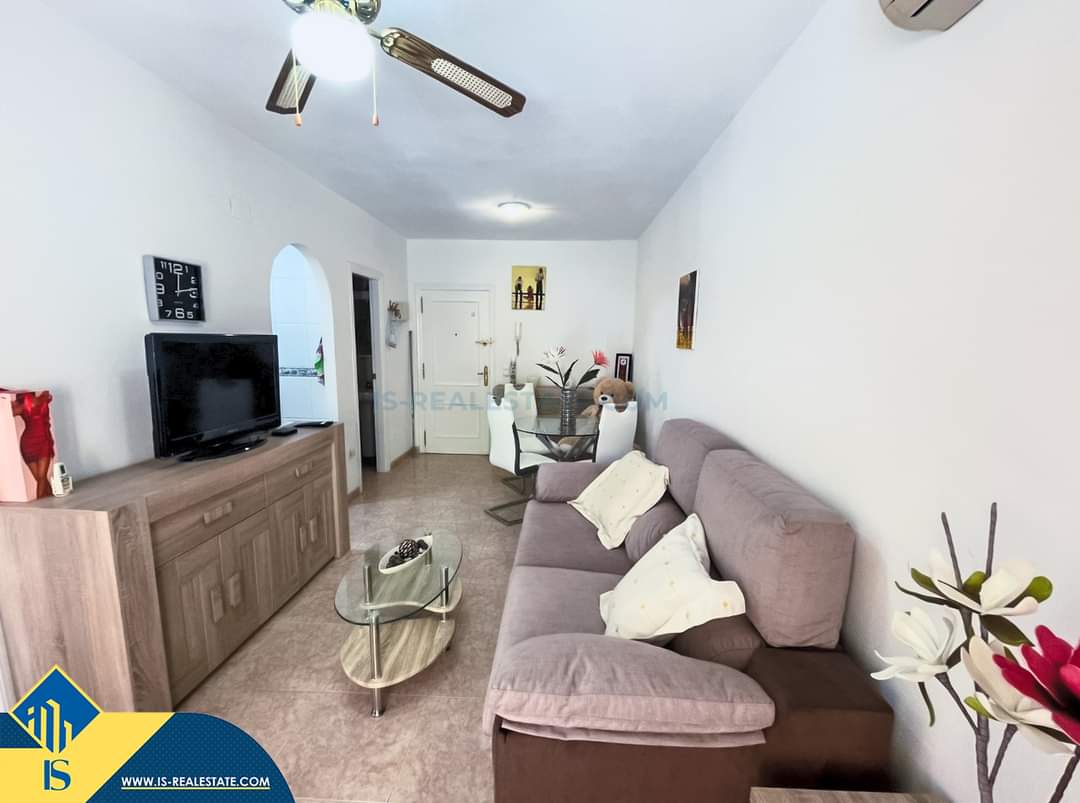Parduodamas 2 kambarių renovuotas apartamentas, Ispanijoje, Alicante provincijoje, Torrevieja mieste