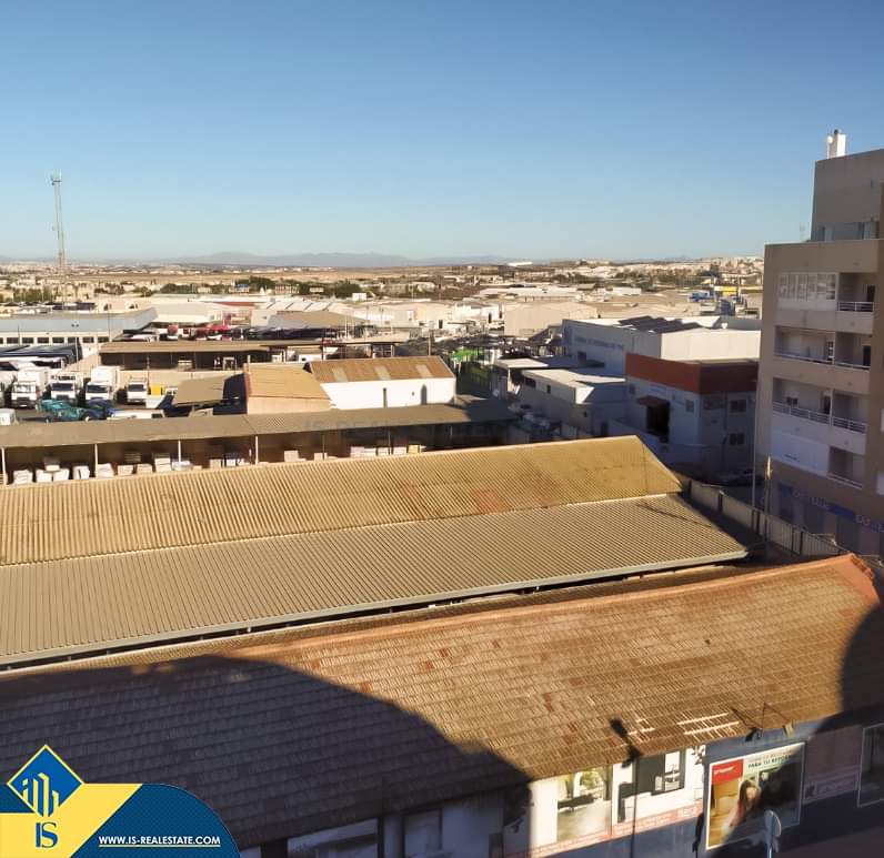 Parduodamas 2 kambarių renovuotas apartamentas, Ispanijoje, Alicante provincijoje, Torrevieja mieste