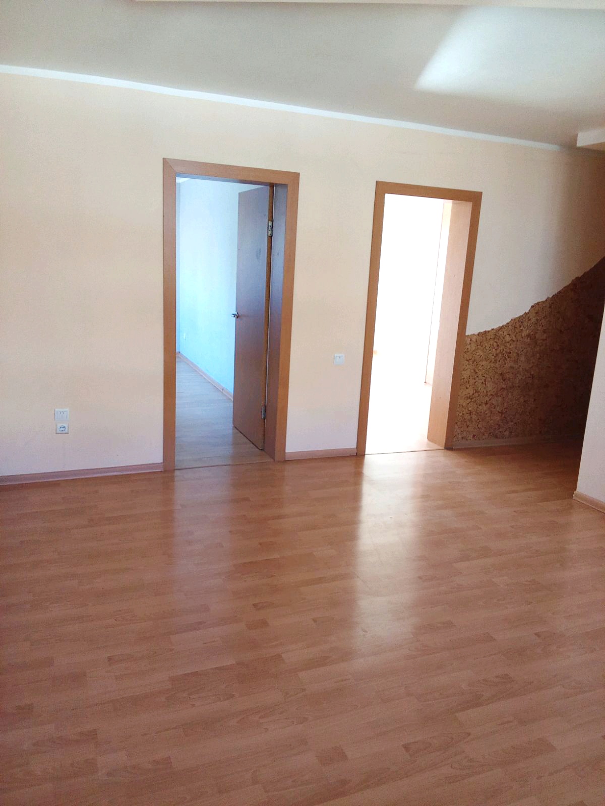 Parduodamas 3 kambarių butas Anykščių g. Ukmergė