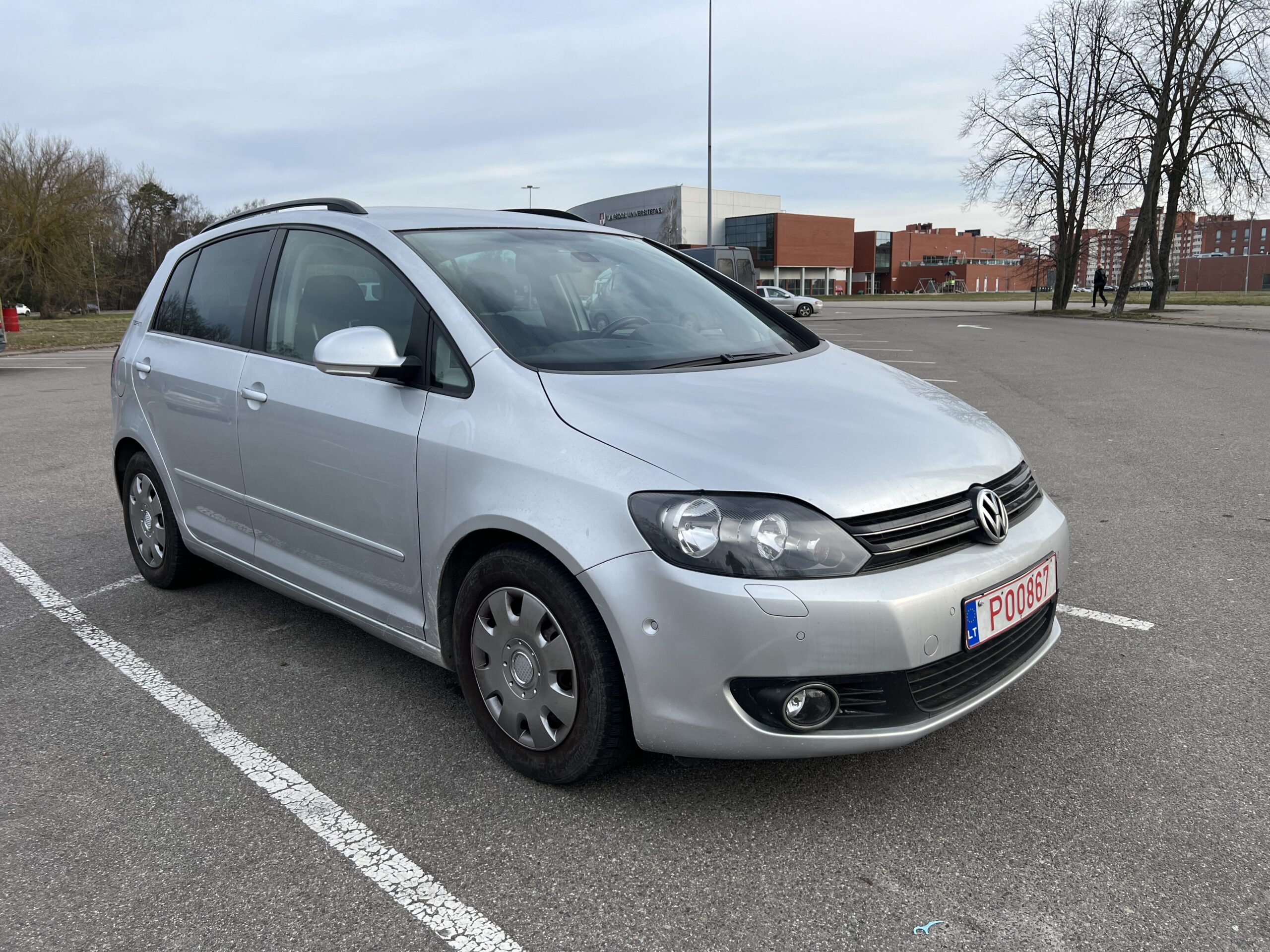 Vw Golf Plus 2010-11m. 1.6 Dyz. 77 kw. TA iki 2026-03m. 214000 km Klaipeda