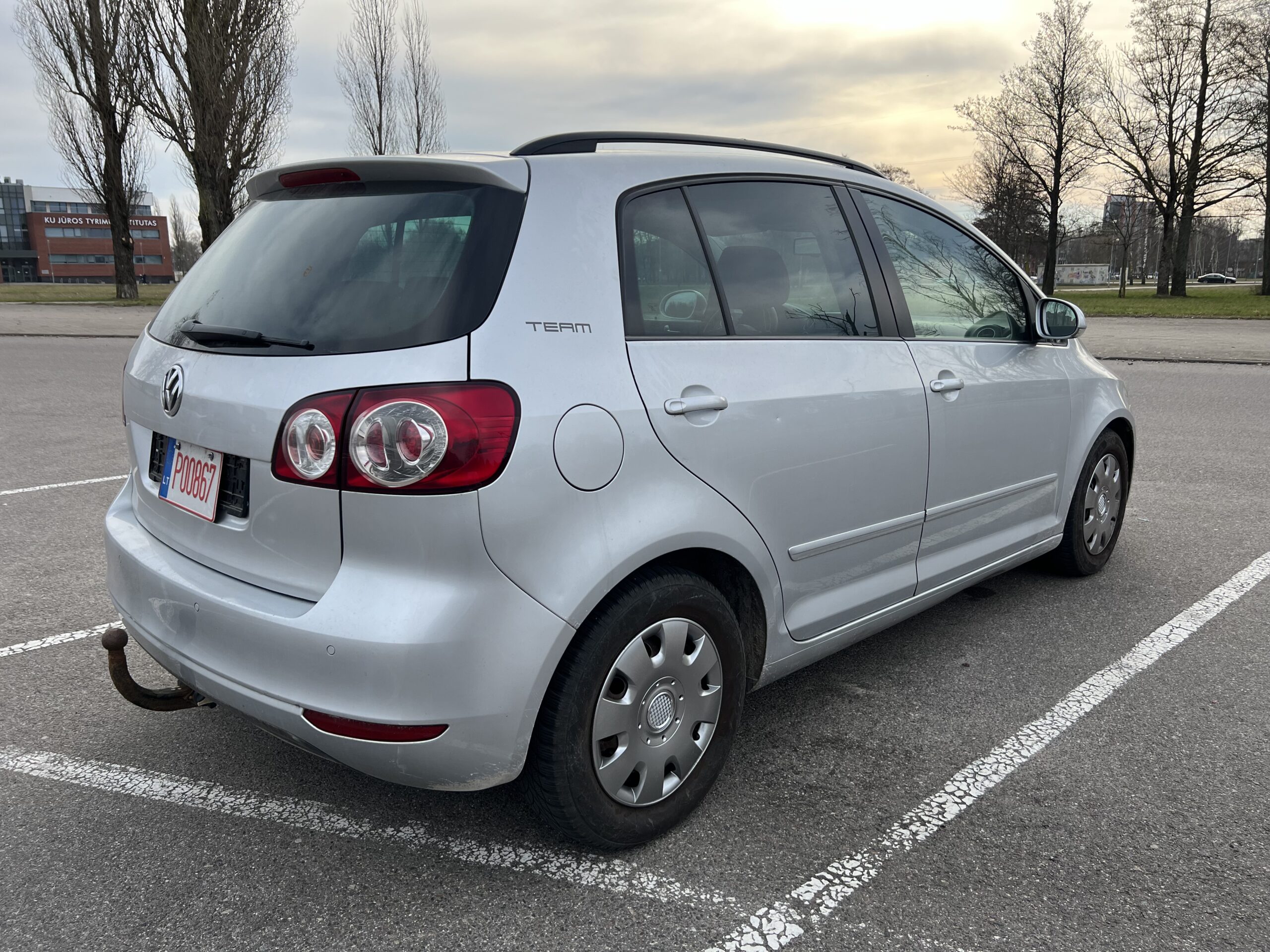 Vw Golf Plus 2010-11m. 1.6 Dyz. 77 kw. TA iki 2026-03m. 214000 km Klaipeda