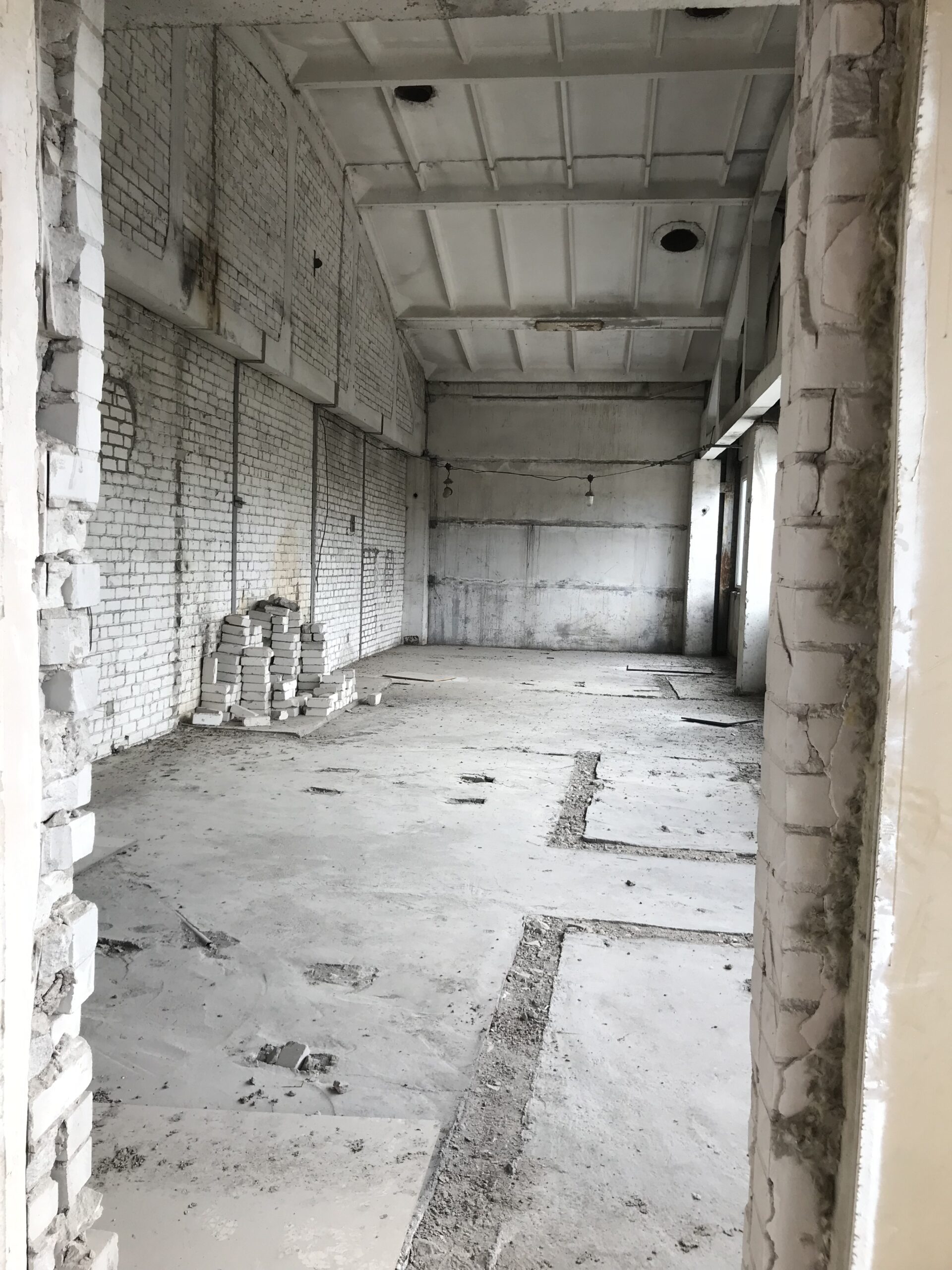 Išnuomojamos nuo 500 iki 1100 kv.m. Gamybinės patalpos 2 aukšte.