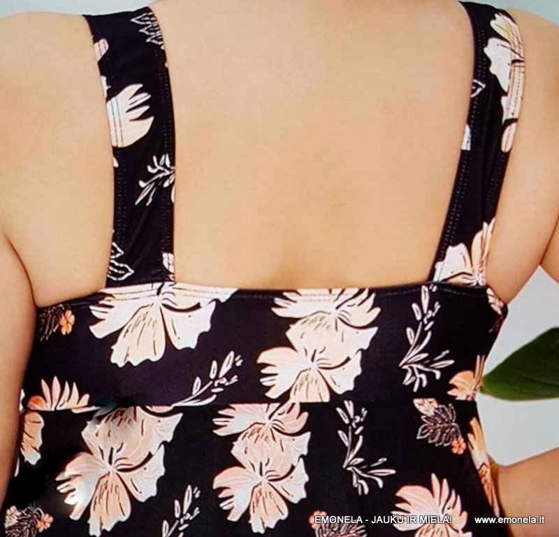 52 d. Maudymosi kostiumėlis ANDREA, 4 XL, kaina 26,50 €