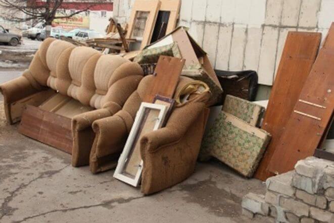 Senų baldų išvežimas Panevėžyje