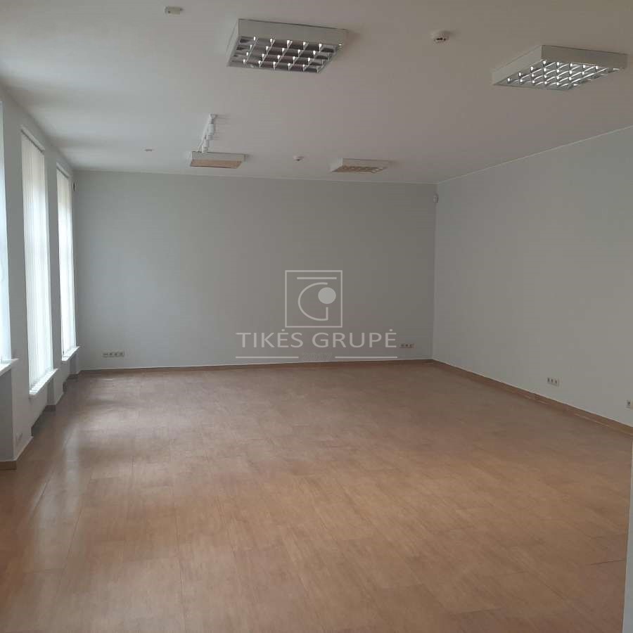 Pačiame Klaipėdos miesto centre Aukštojoje g., nuomojamos komercinės paskirties patalpos.