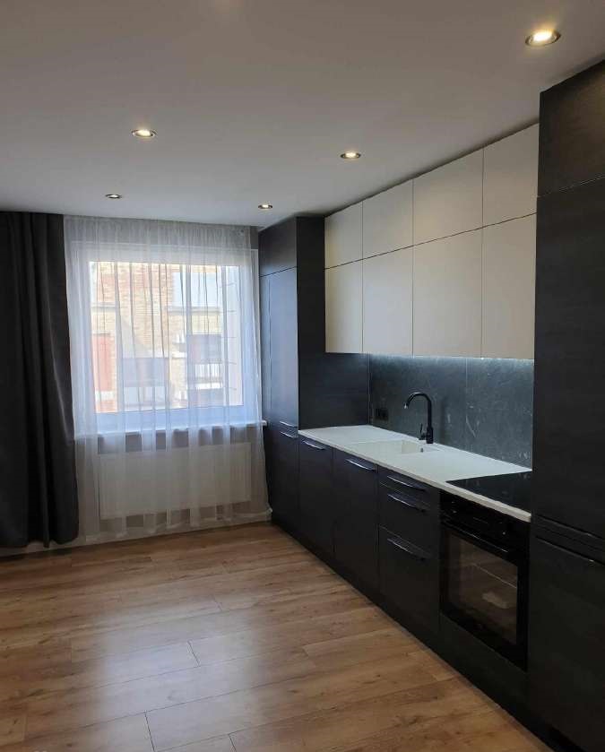 Parduodamas 2 kambarių butas Šventojoje Lieknų g. 52 kv.m.