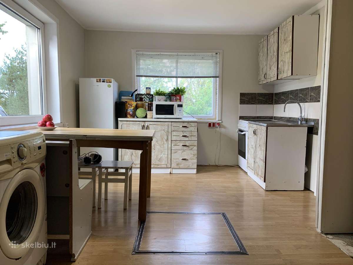 Parduodamas gyvenamasis namas