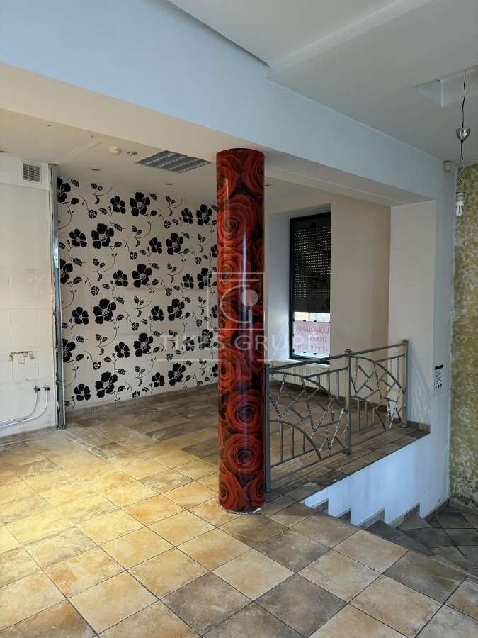 Klaipėdos senamiestyje, Turgaus g. parduodamos patalpos.