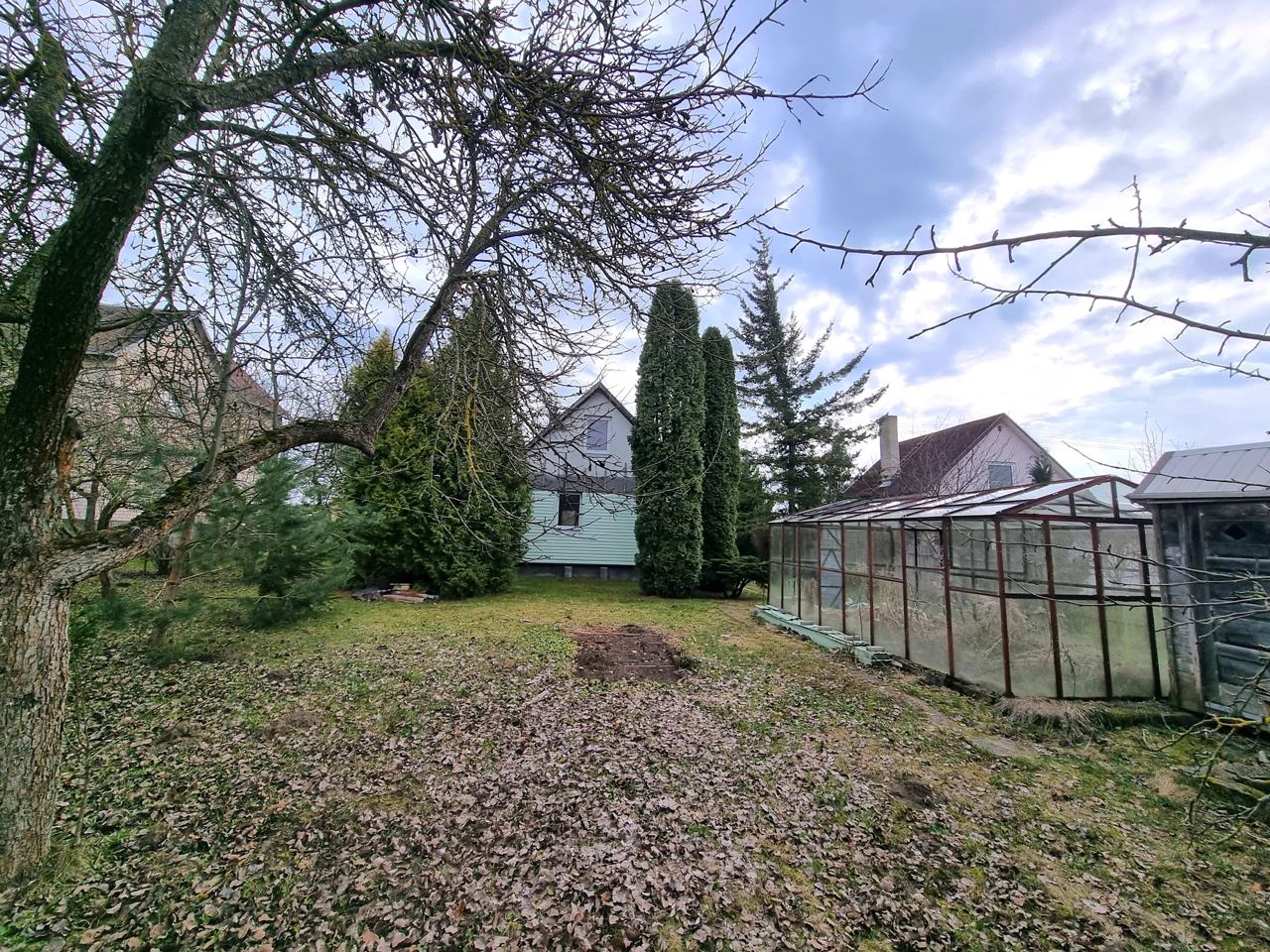 Parduodamas sodo namas