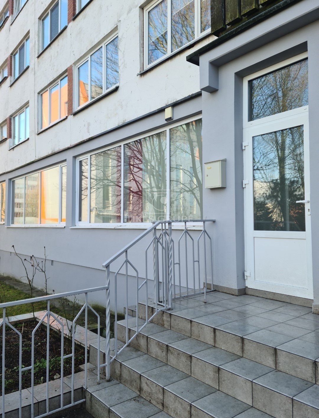 KLAIPĖDOJE TAIKOS PR. NUOMOJAMOS KOMERCINĖS PASKIRTIES PATALPOS