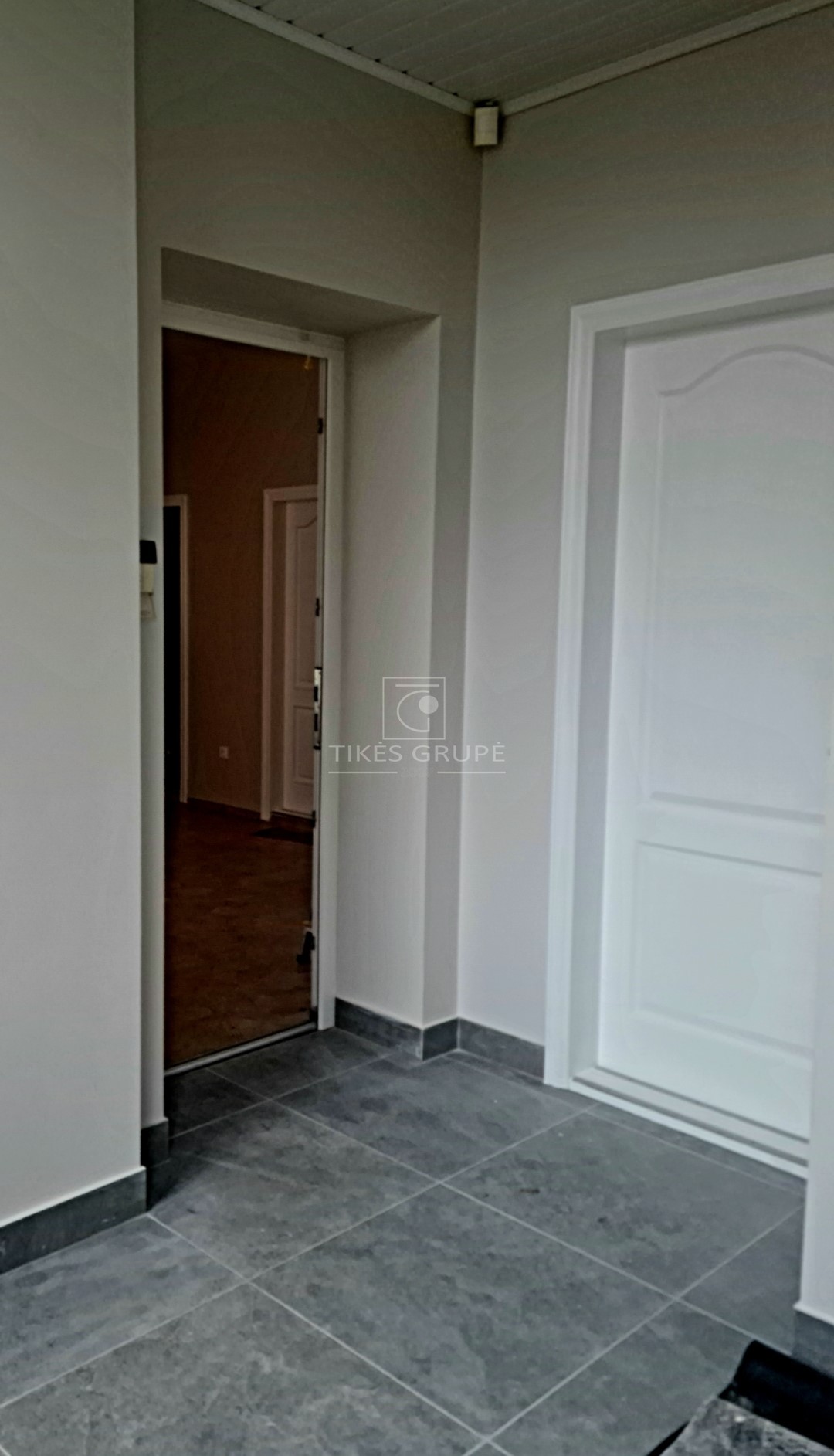 KLAIPĖDOJE TAIKOS PR. NUOMOJAMOS KOMERCINĖS PASKIRTIES PATALPOS