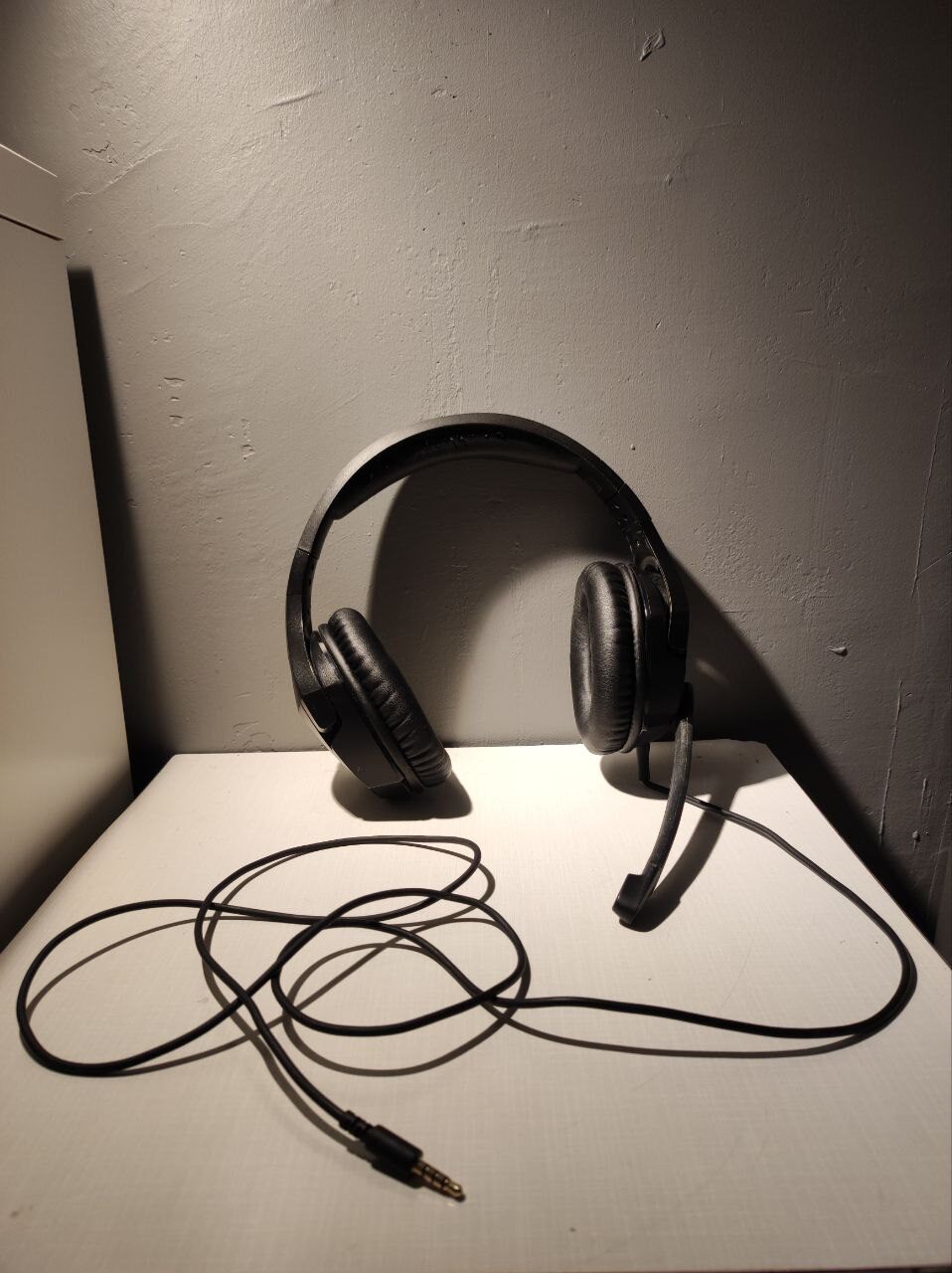 Žaidimų ausinės ” HyperX “.