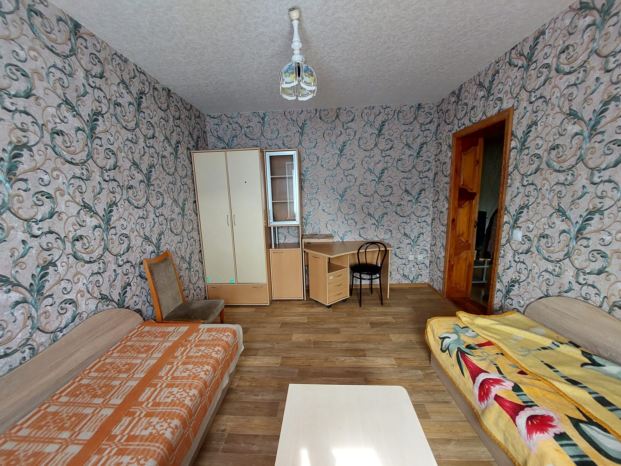 Jakuose išnuomojamas gyvenamo namo 2aukštas