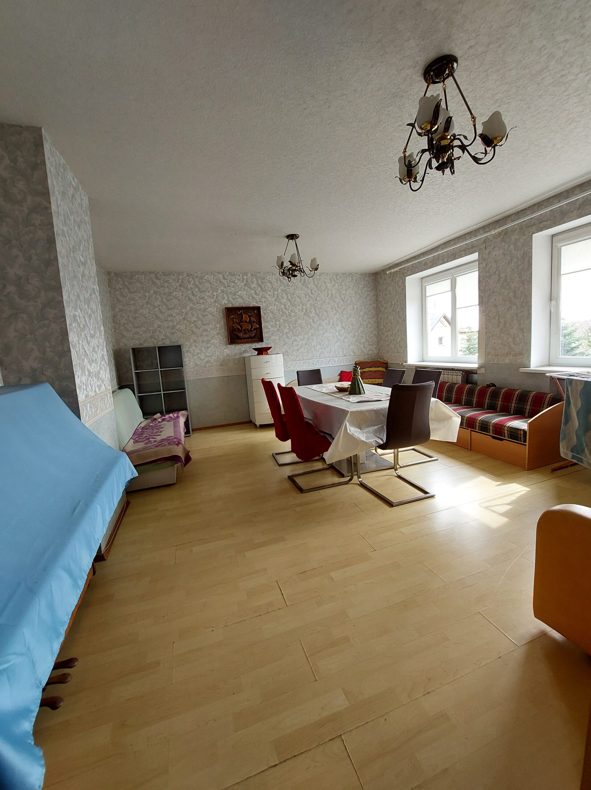 Jakuose išnuomojamas gyvenamo namo 2aukštas