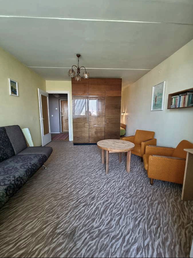 Renovuotame name parduodamas 1k.butas