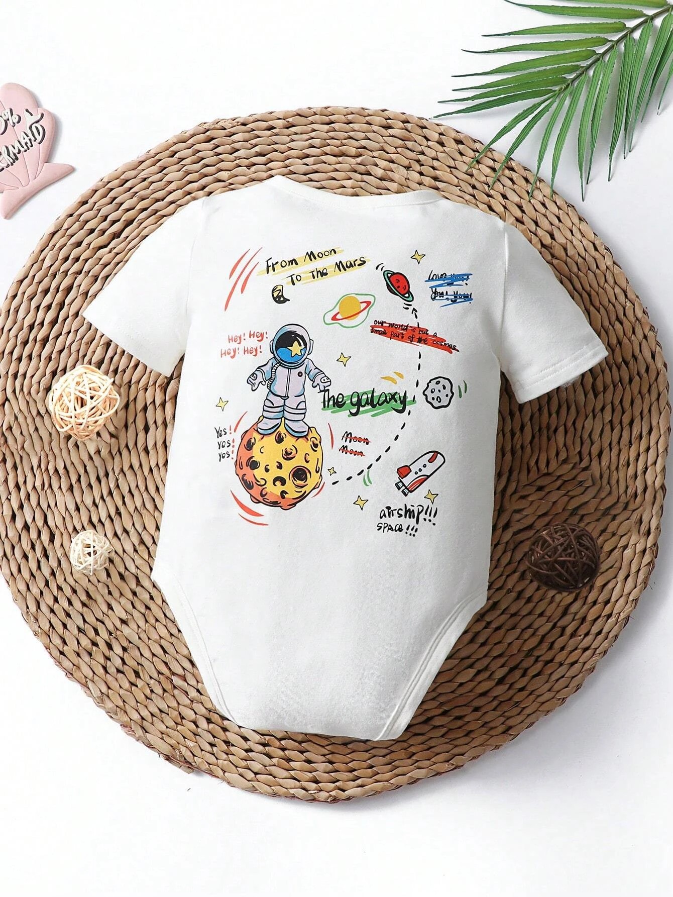 Baltas smėlinukas Astronautas