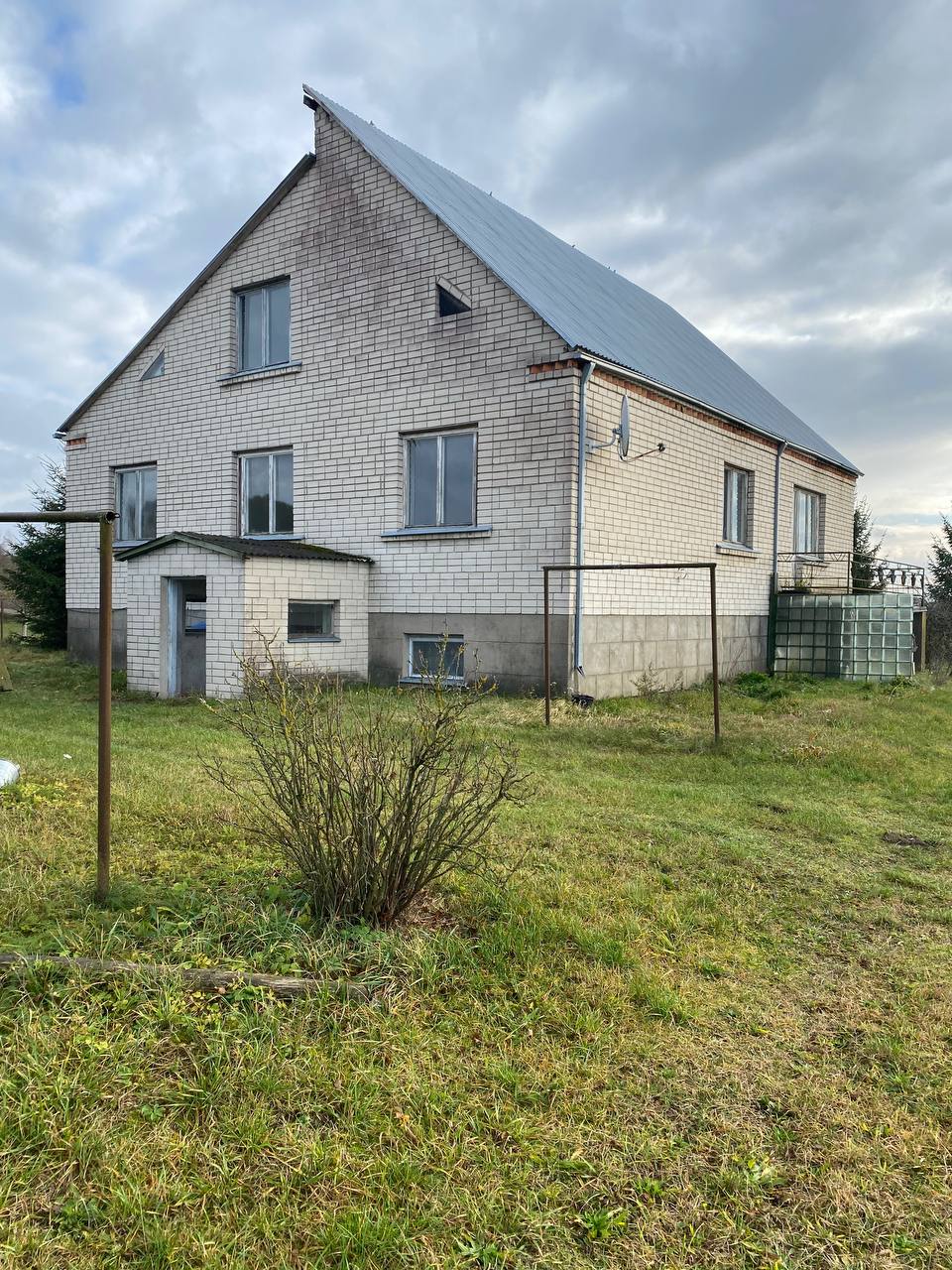 Parduodamas MŪRINIS NAMAS PRIENŲ R. SAV.