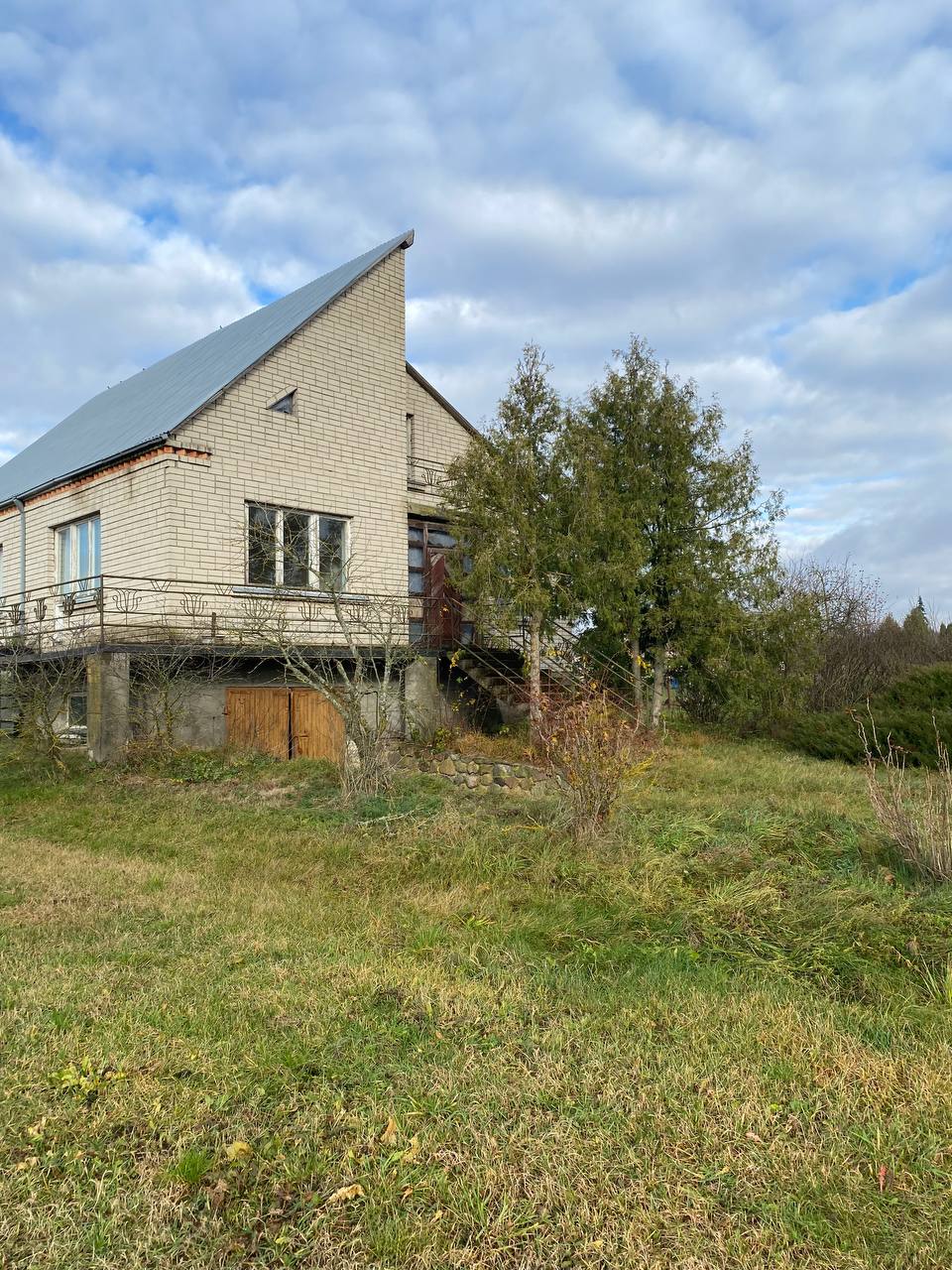 Parduodamas MŪRINIS NAMAS PRIENŲ R. SAV.