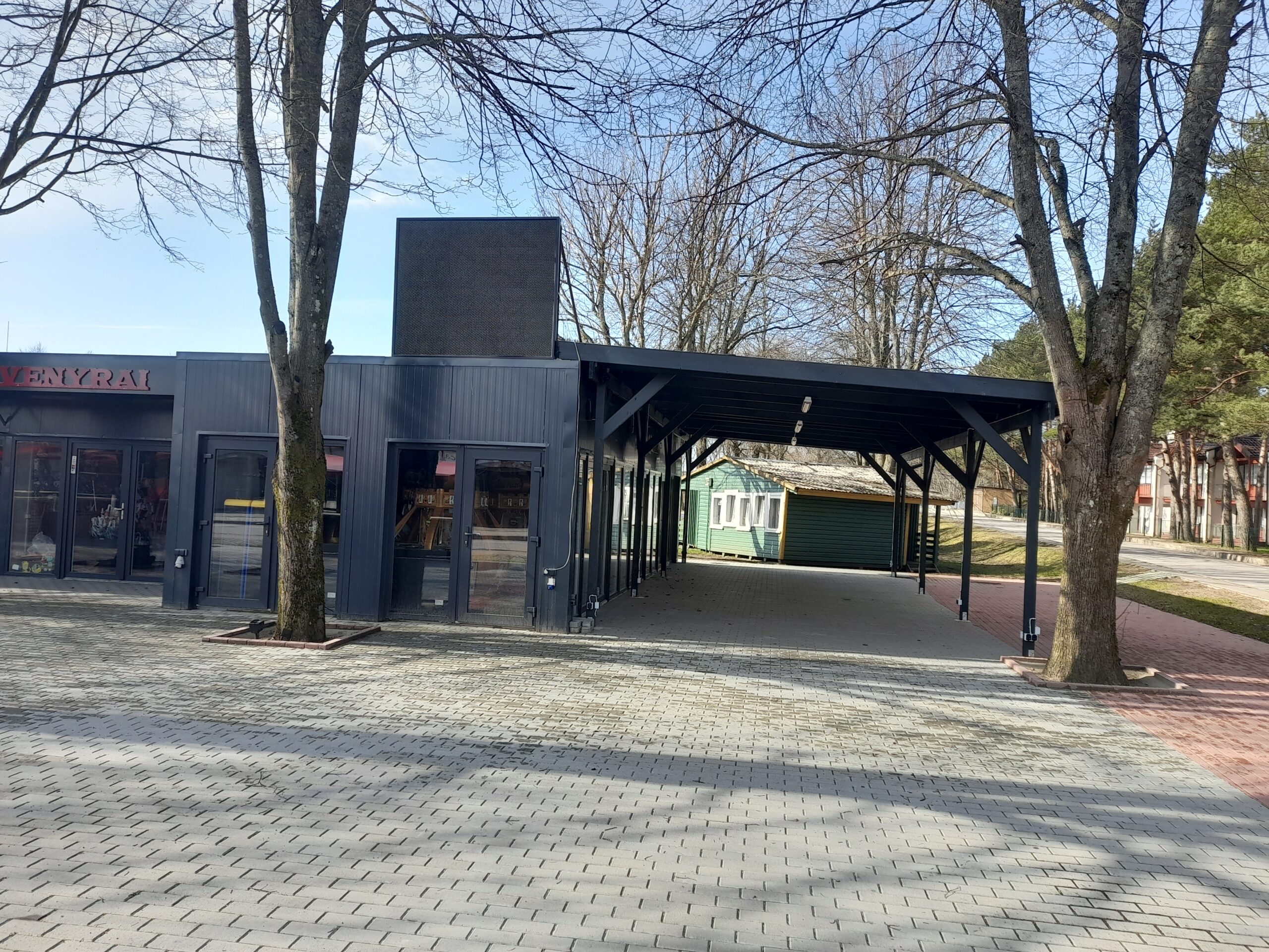 Išnuomojamos 50 kv.m. Patalpos su 200 kv.m. Terasa Kopų g. Šventojoje