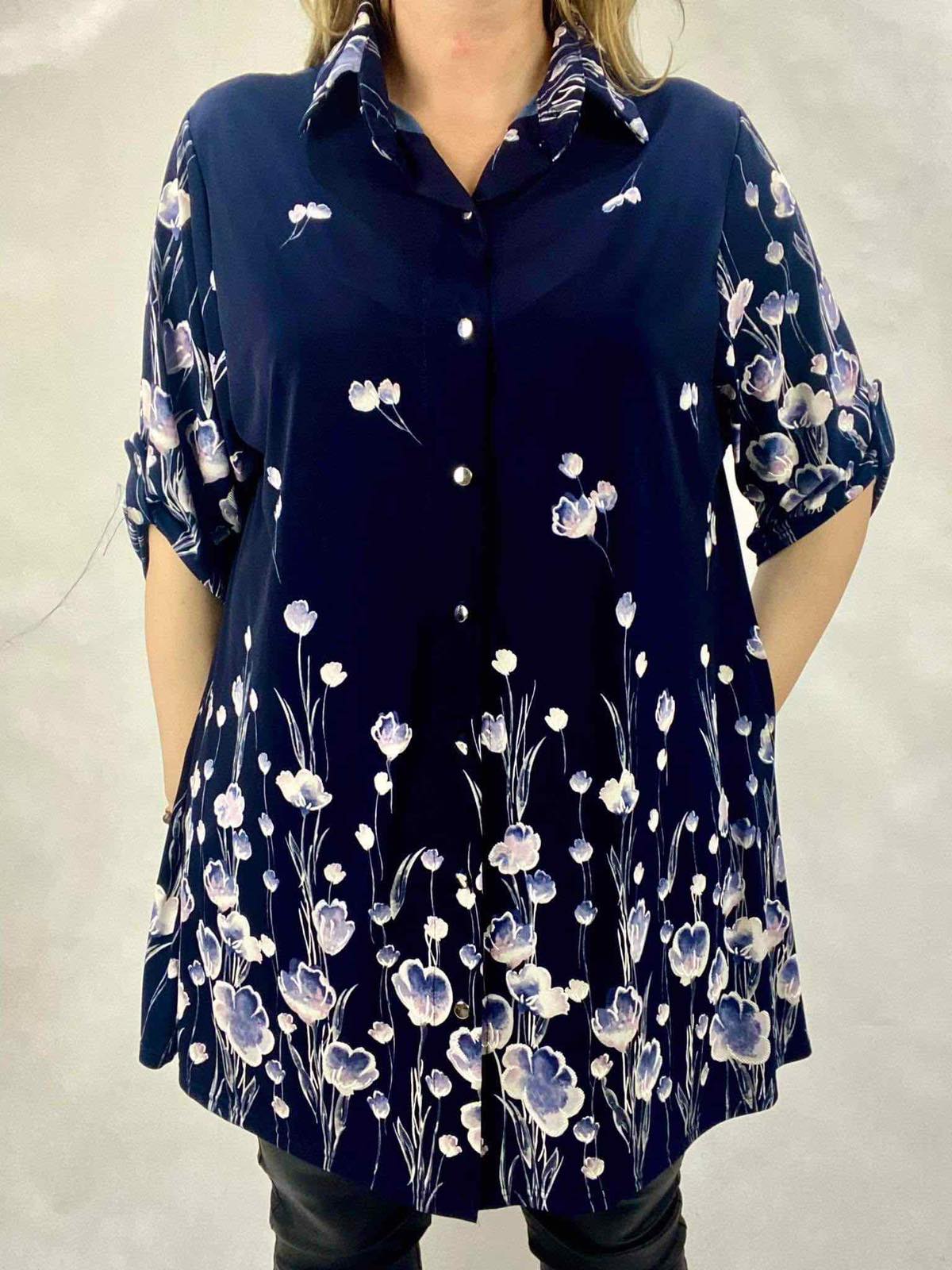 Ilga palaidinė apkūnioms damoms