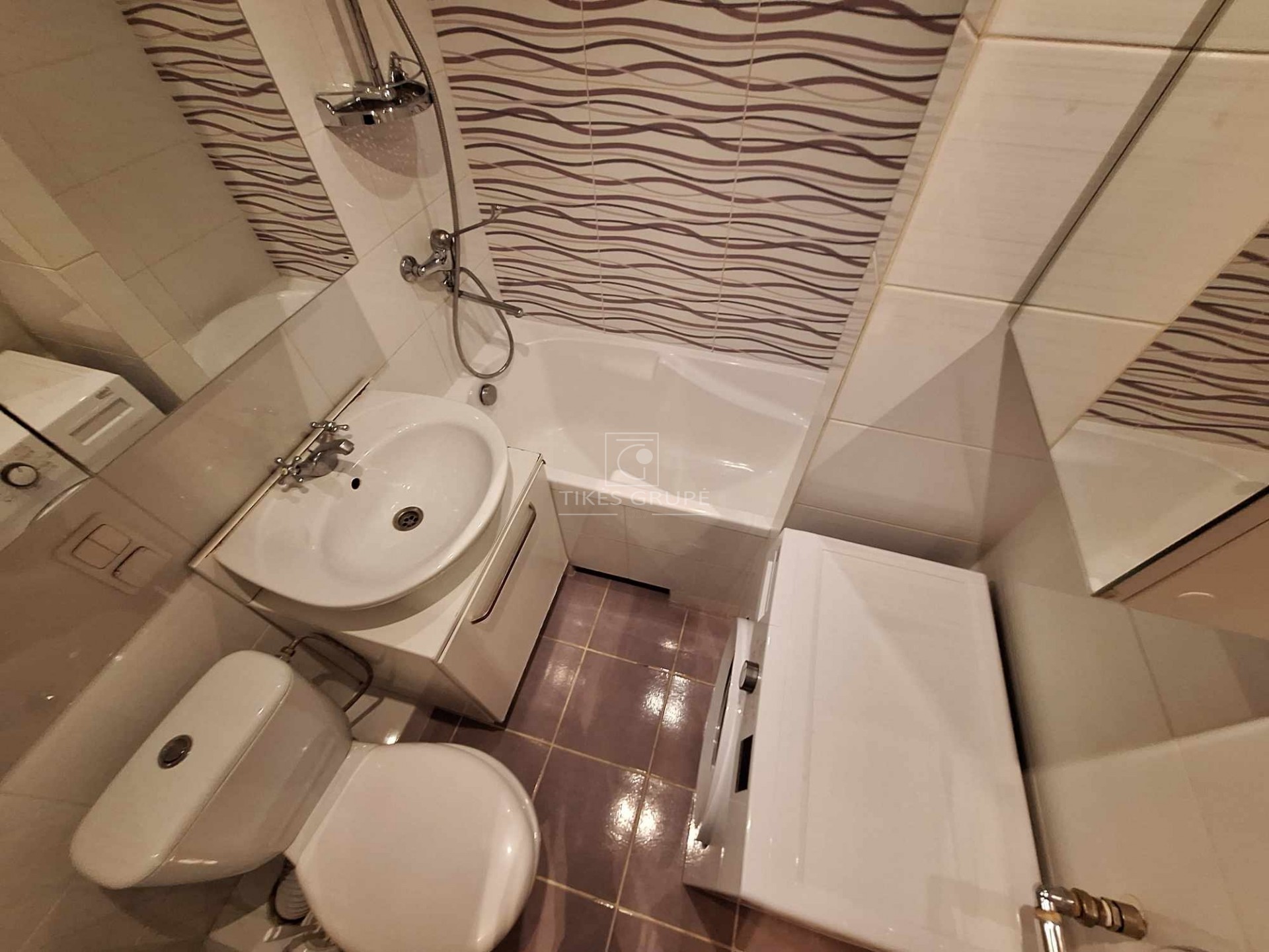 Parduodamas 1 kambario butas Klaipėda