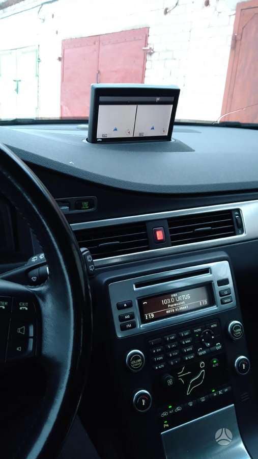 Volvo V70 2010m.