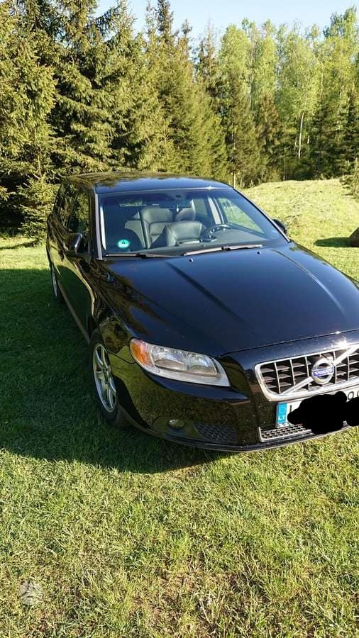 Volvo V70 2010m.