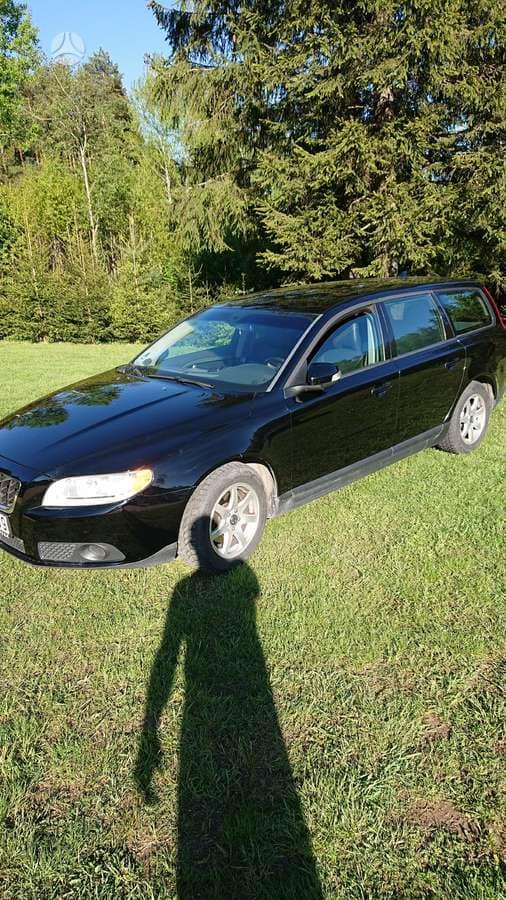 Volvo V70 2010m.
